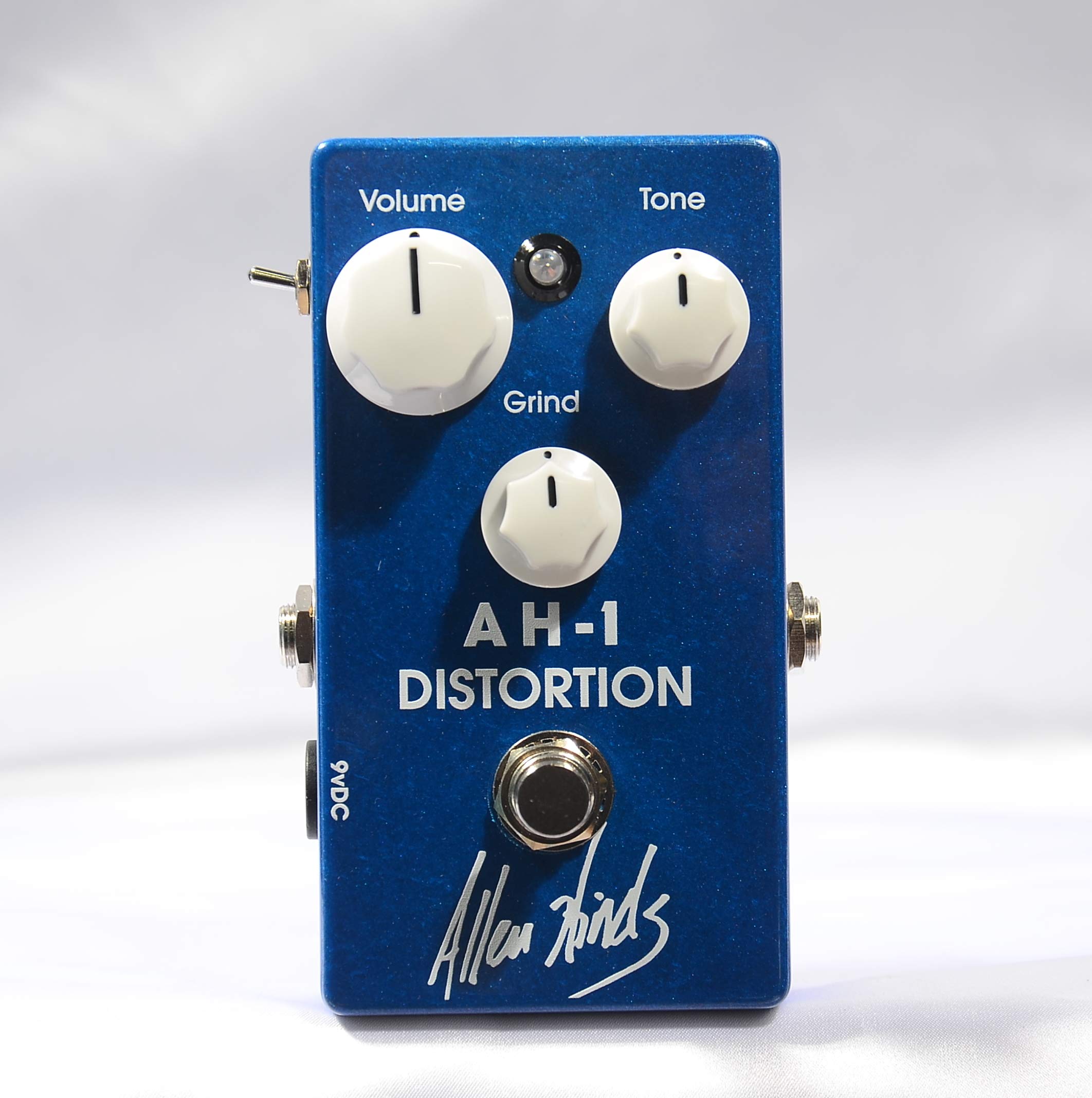 bob bird AH-1 Distortion ギターエフェクター Bob Burt AH 1 Distortion Pedal Allen Hinds - YouTube