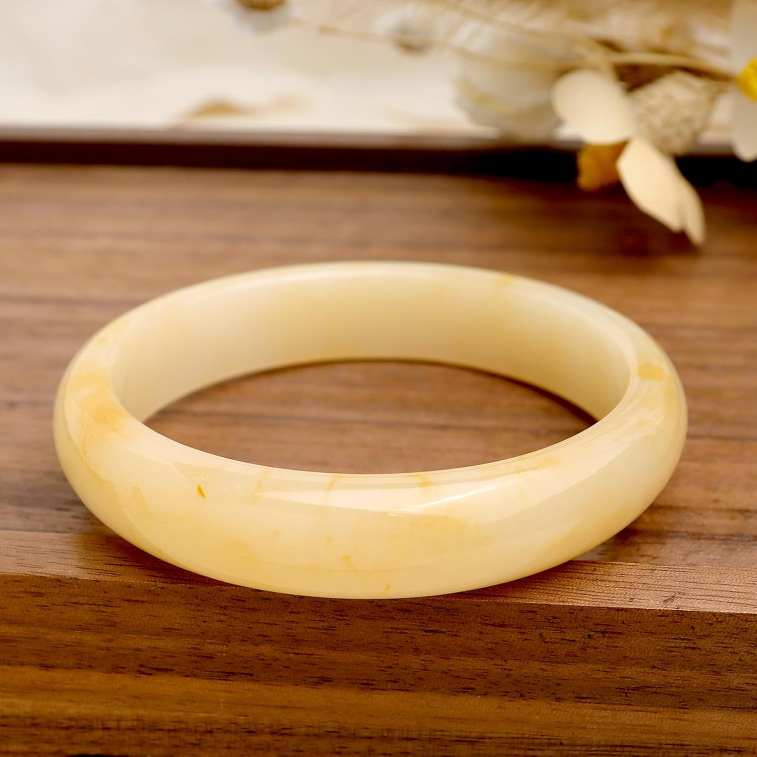 Chunky Resin Wide Bangle Bracelets for Women, Trendy Statement Transparent Beige Brown Acrylic Acetate Tortoiseshell Wristbands Round Mottled Bracelet Prom Holiday Jewelry Gift - Image 5