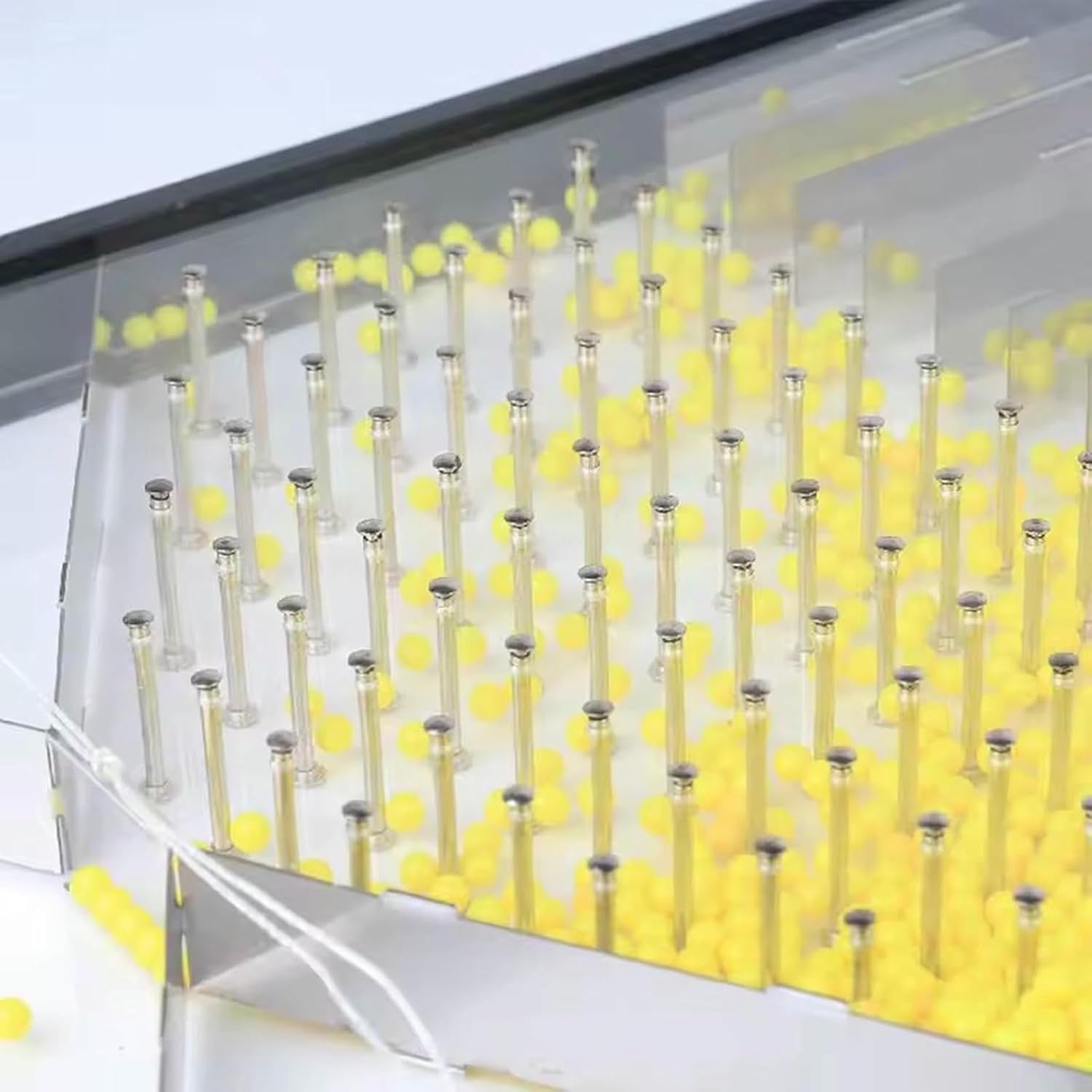 Dalton Board/Galton Board, Probability Demonstration Model, Demonstration of Statistical Distribution with Bell Curve for Physical Laboratory Teaching