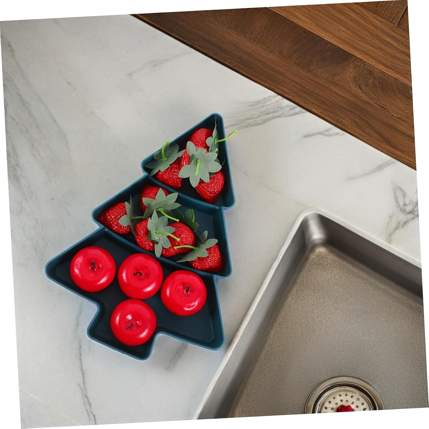 Cabilock 3Pcs Christmas Tree Shaped Snack Plates Reusable Divided Treat Tray for Fruits Candy and Appetizers Lightweight Holiday Serving Dish for Festive Gatherings
