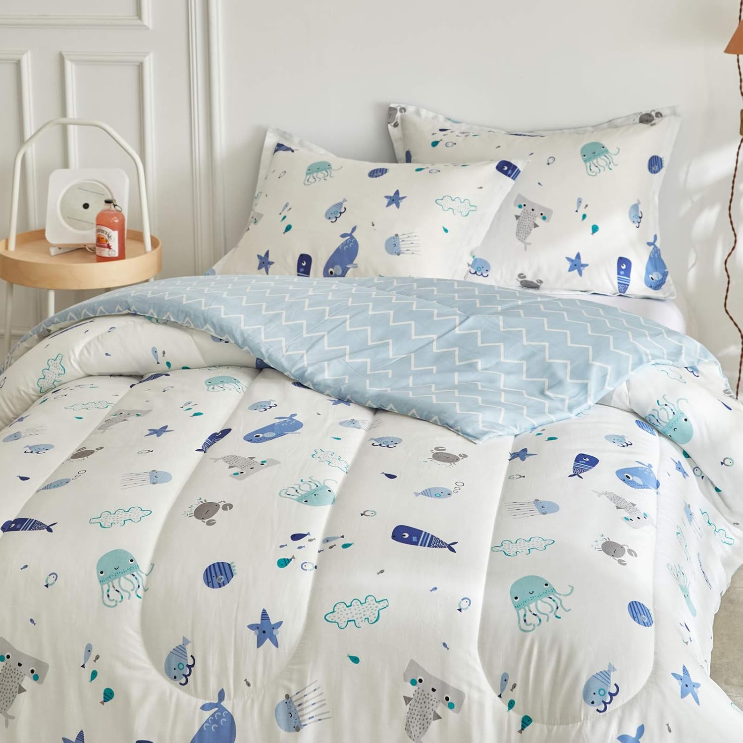 Joyreap 3pcs Premium Cotton Comforter Set for Kids Boys n Girls, Vibrant Ocean Theme Starfish Whale Crab Printed, Skin-Friendly Breathable Bedding Comforter for All Season (Full/Queen, 88x88 inches) - Image 3