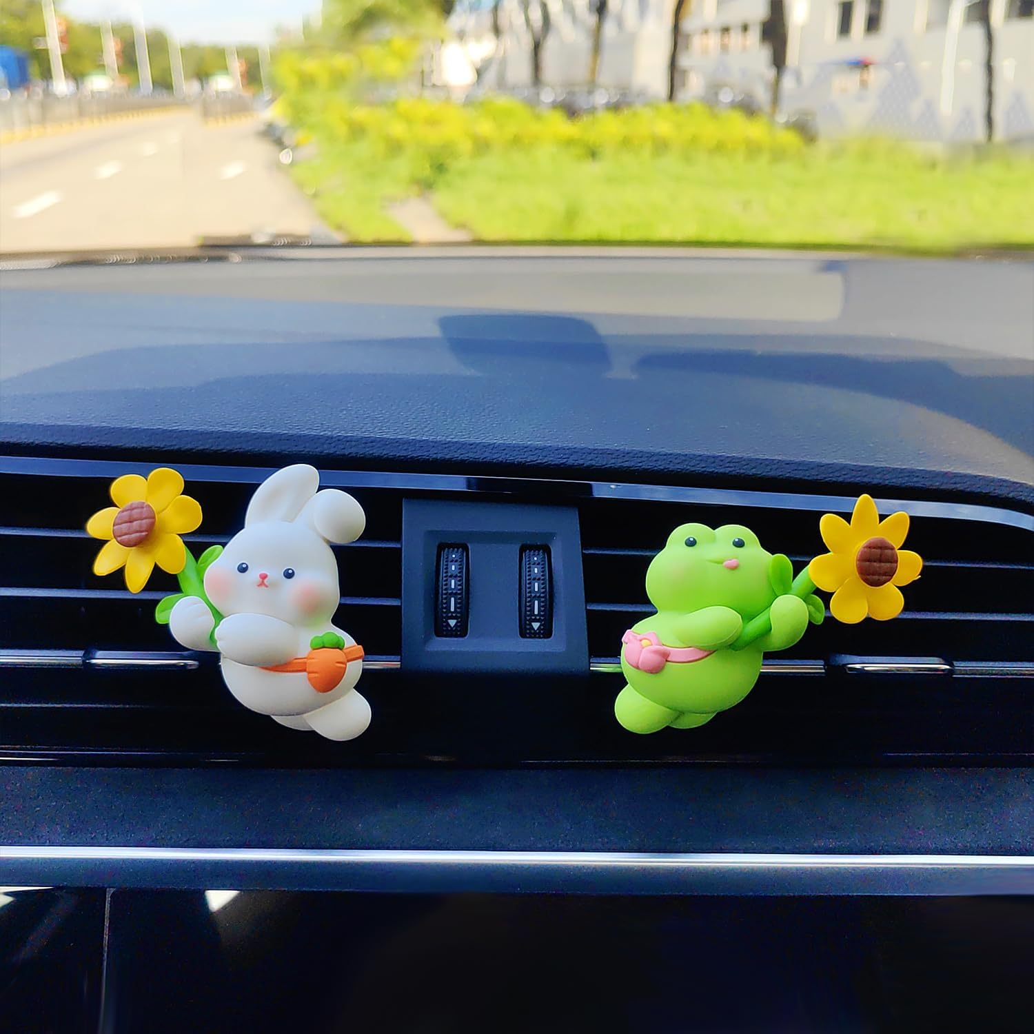 Cute Car Air Freshener for Women/Men, Pilot Car Vent Clips Creative Automotive Fragrance Air Diffuser, Outlet Flower Fan Automotive Decoration Interior Accessories (Flower Frog) image 3
