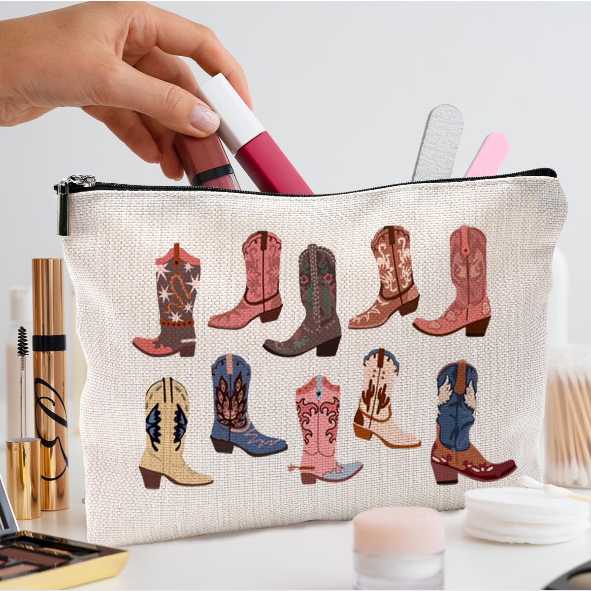 QGFM Western Makeup Bag - Cowgirl Gifts, Boho Western Cowboy Boots Makeup Cosmetic Bag for Purse