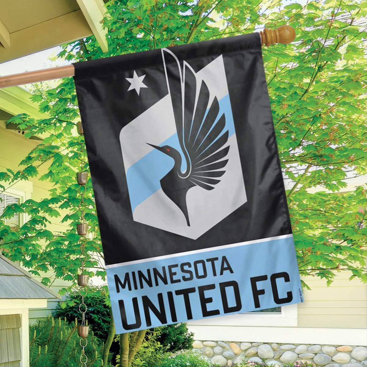 Bandiera Atlanta United FC Da Esterno 71x101 Cm – Doppia Faccia In Poliestere Con Manica Per Asta