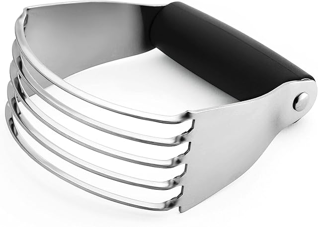 Spring Chef Dough Blender, Top Professional Pastry Cutter with Heavy Duty Stainless Steel Blades, Medium Size