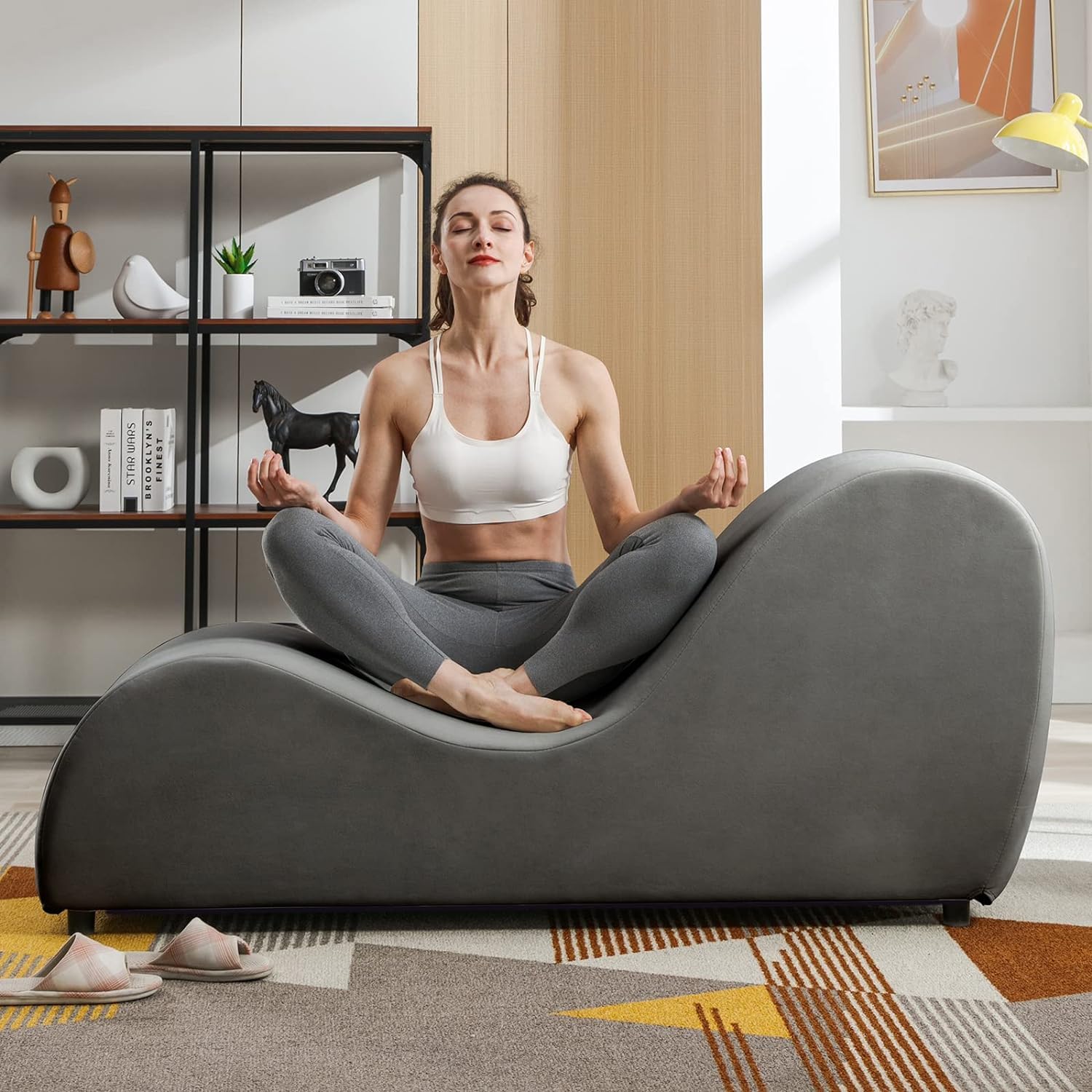 iJuicy Modern Chaise Lounge for Stretching, Relaxation, Meditation - Velvet Material, Curved Design, Suitable for Bedroom, Living Room-: Dark Grey
