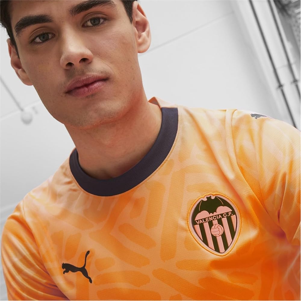 Amazon.com: PUMA 2023-2024 Valencia Third Football Soccer T