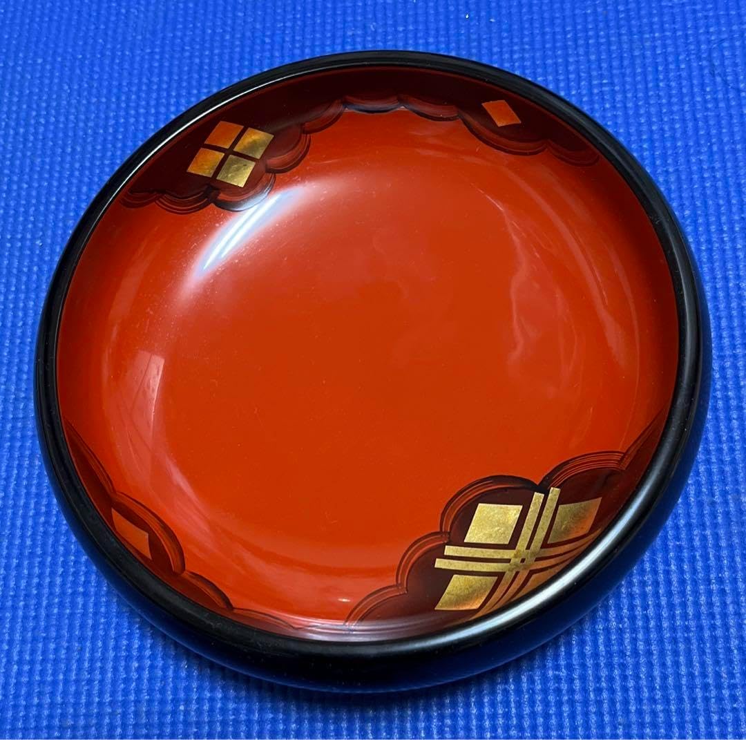 漆器 漆芸作家 山本進也 作品 野菜蒔絵の合鹿碗（アスパラ） 2025年