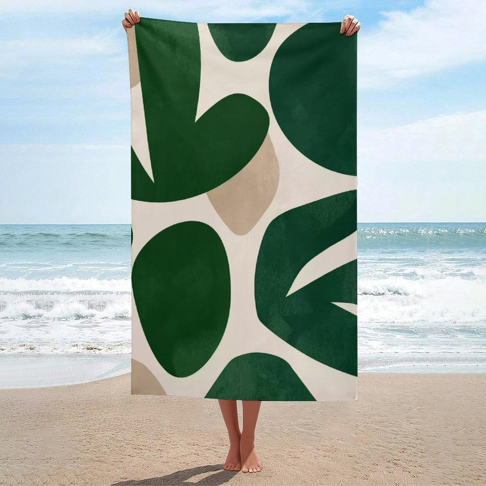asbwuo Abstract Shapes in Emerald Green and Beige Beach Towel