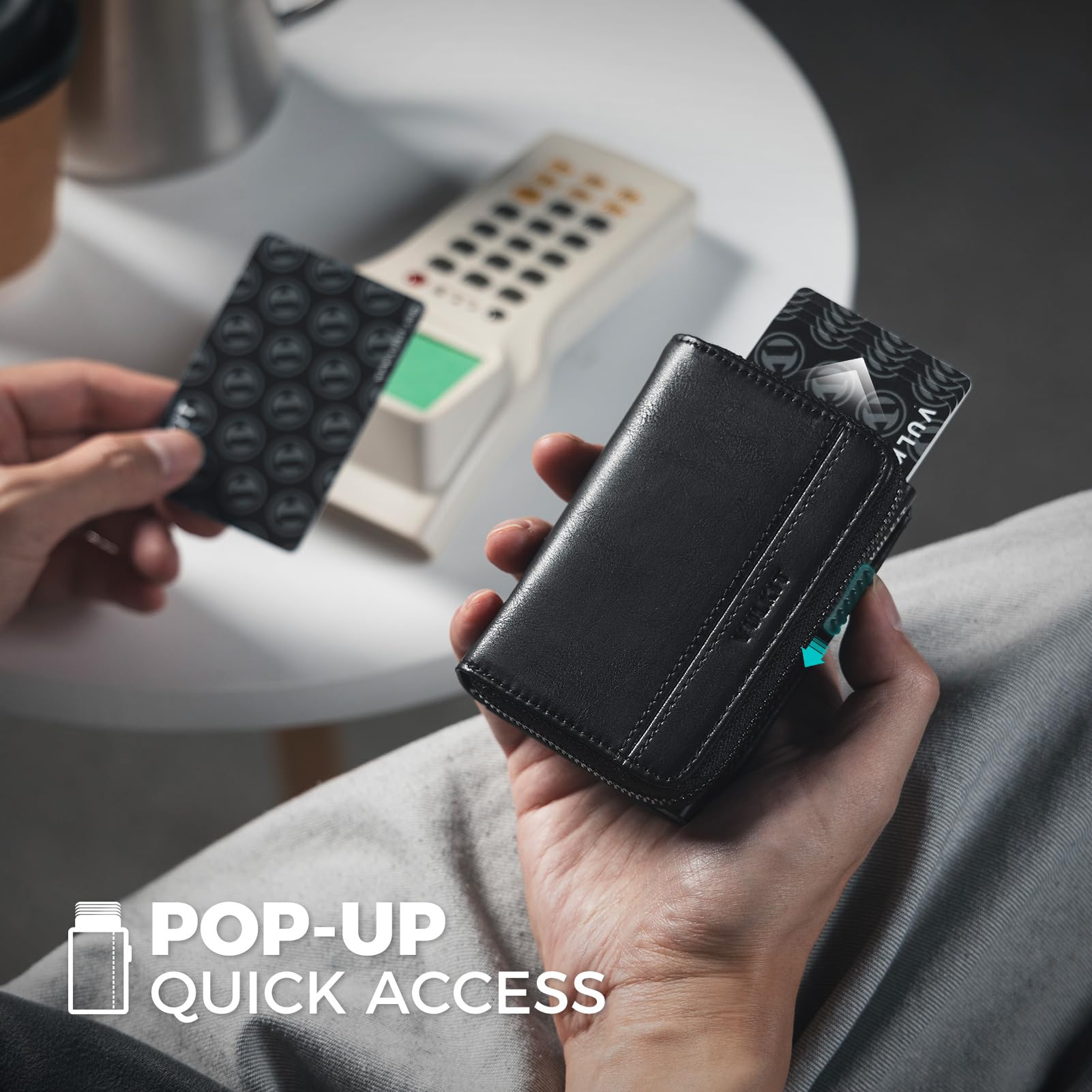 VULKIT Portafoglio da uomo con porta carte di grande capacità, blocco RFID, in metallo, può contenere oltre 15 carte, slot per banconote, finestra d'identità, tasca portamonete con cerniera, Nero
