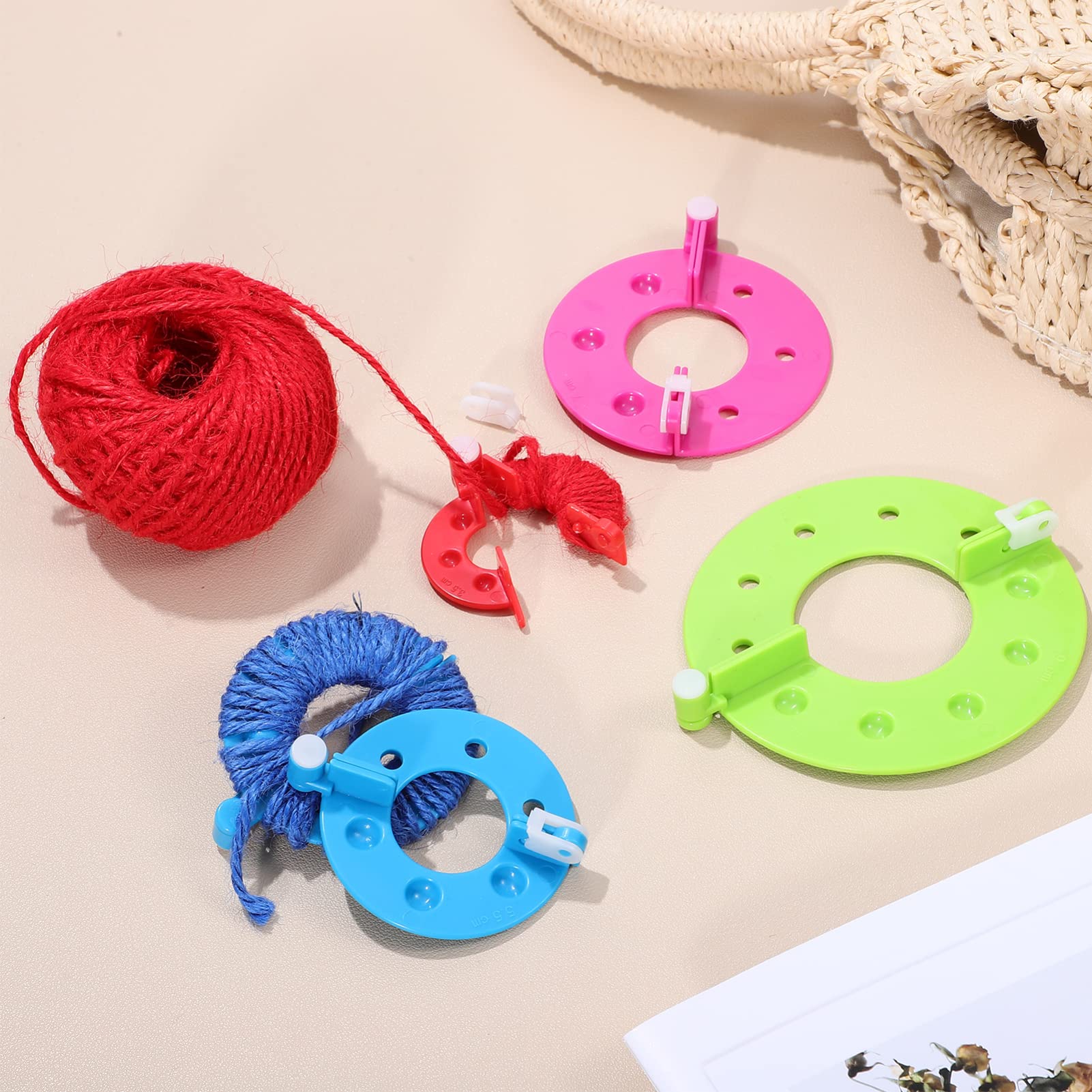 NUOBESTY 3 Sätze Ball Maker Craft Pompons Pom Pom Bastelset Flauschiges Stricken Wollspulen Saum Maker Rohr Maker Pom Pom Kissen Webstuhl Weben Wickler Strickball Strickhandwerk 8 Stück * 3