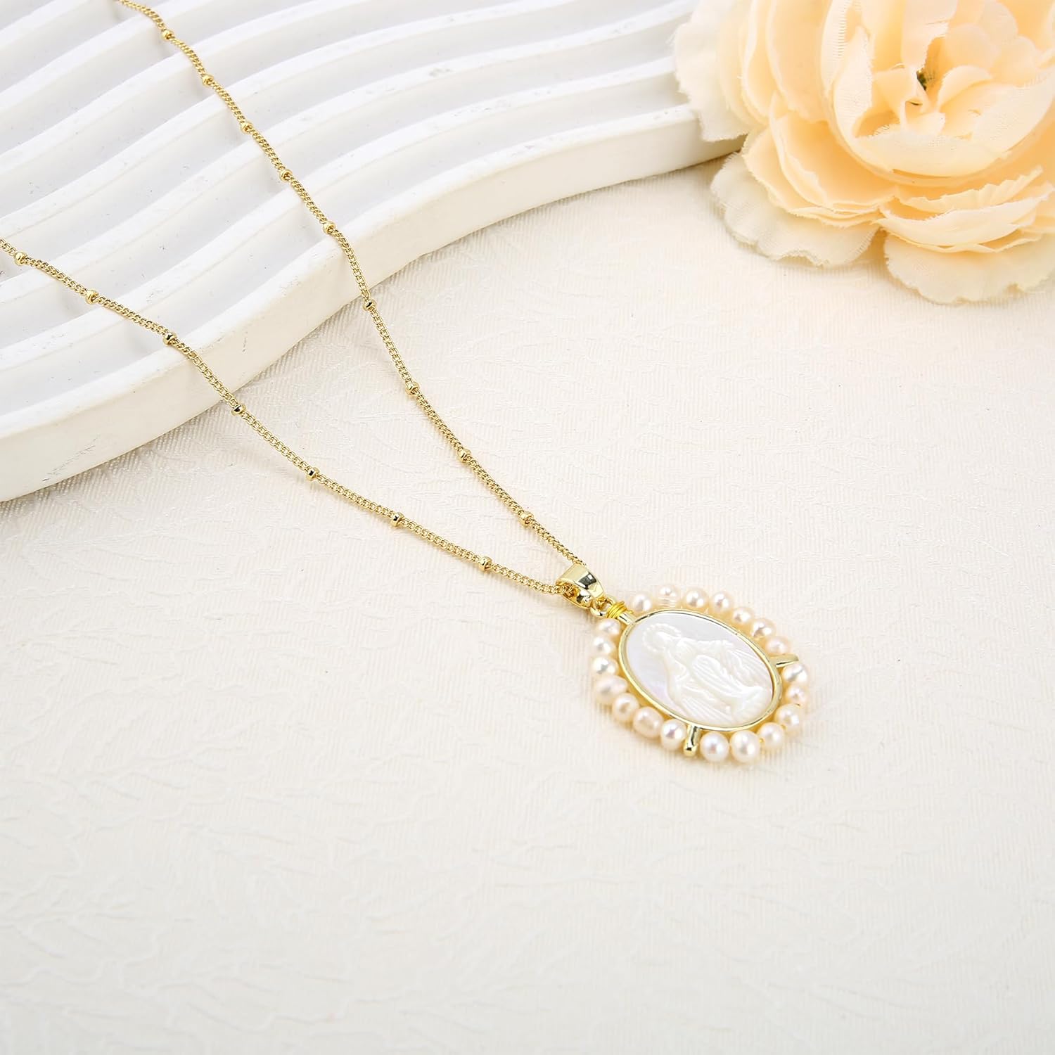 Virgin Mary Necklace, Mother of Pearl Charm Pendant Gold Necklace Mother Mary for Women Mother's Day Our Lady Blessed Christian Catholic Gifts - Image 3
