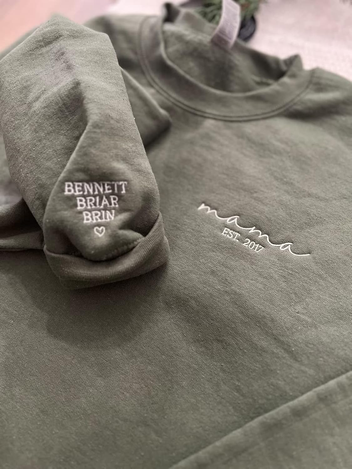 Personalized Mama Embroidered Sweatshirt, Mother Day Sweatshirt, for Mom Grandma - Image 4