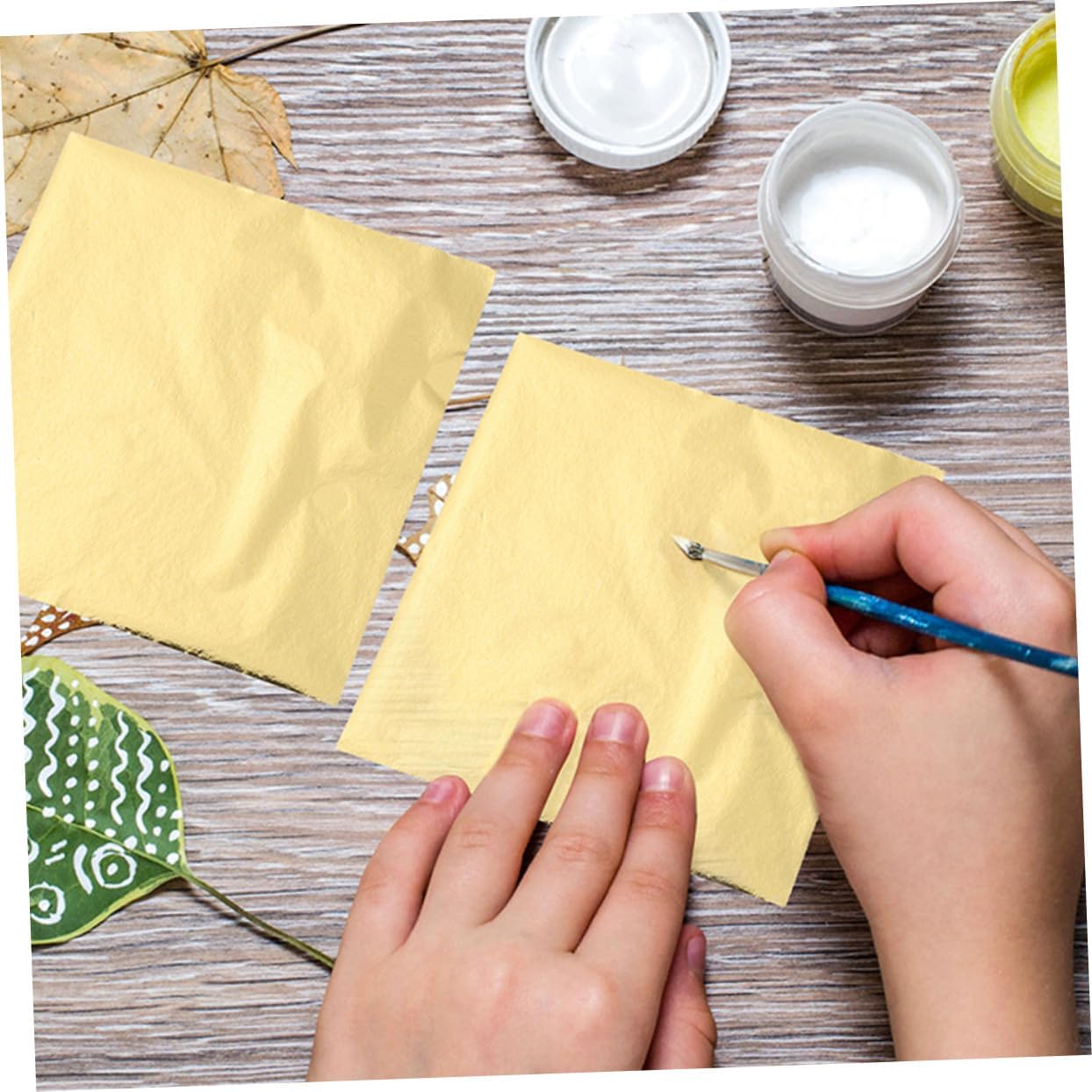 jojofuny Imitation Gold Foil Sheets for DIY Crafting and Decoration 200-Piece Set of Metallic Gilding Flakes for Art Projects Nail Art and Home Decor