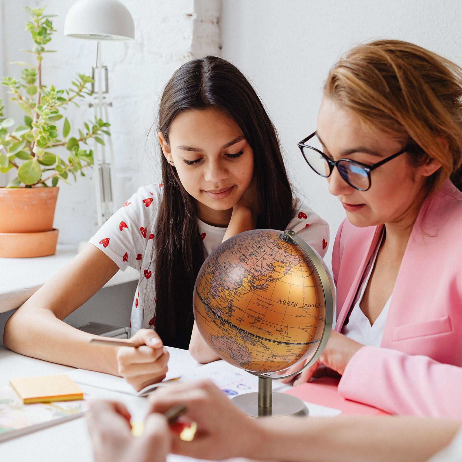 Globo Terráqueo Decorativo para Oficina y Hogar Bola Giratoria de Abs y Aleación, Ayuda Didáctica para Clases y Decoración Elegante