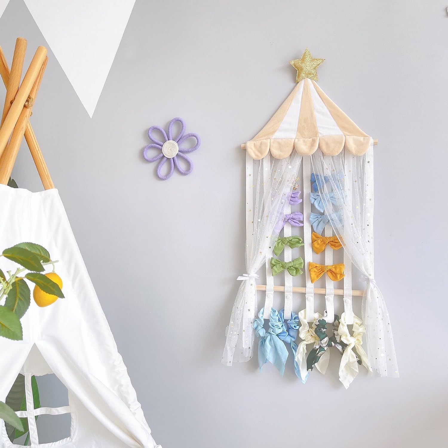 Hair Bows Holder, Hair Clips Storage Hanger Large Capacity, Hair Bows Organizer Wall Hanging for Girl Room, White Tulle Curtain Display, Wall Mounted Storage for Girls Headbands(Beige)
