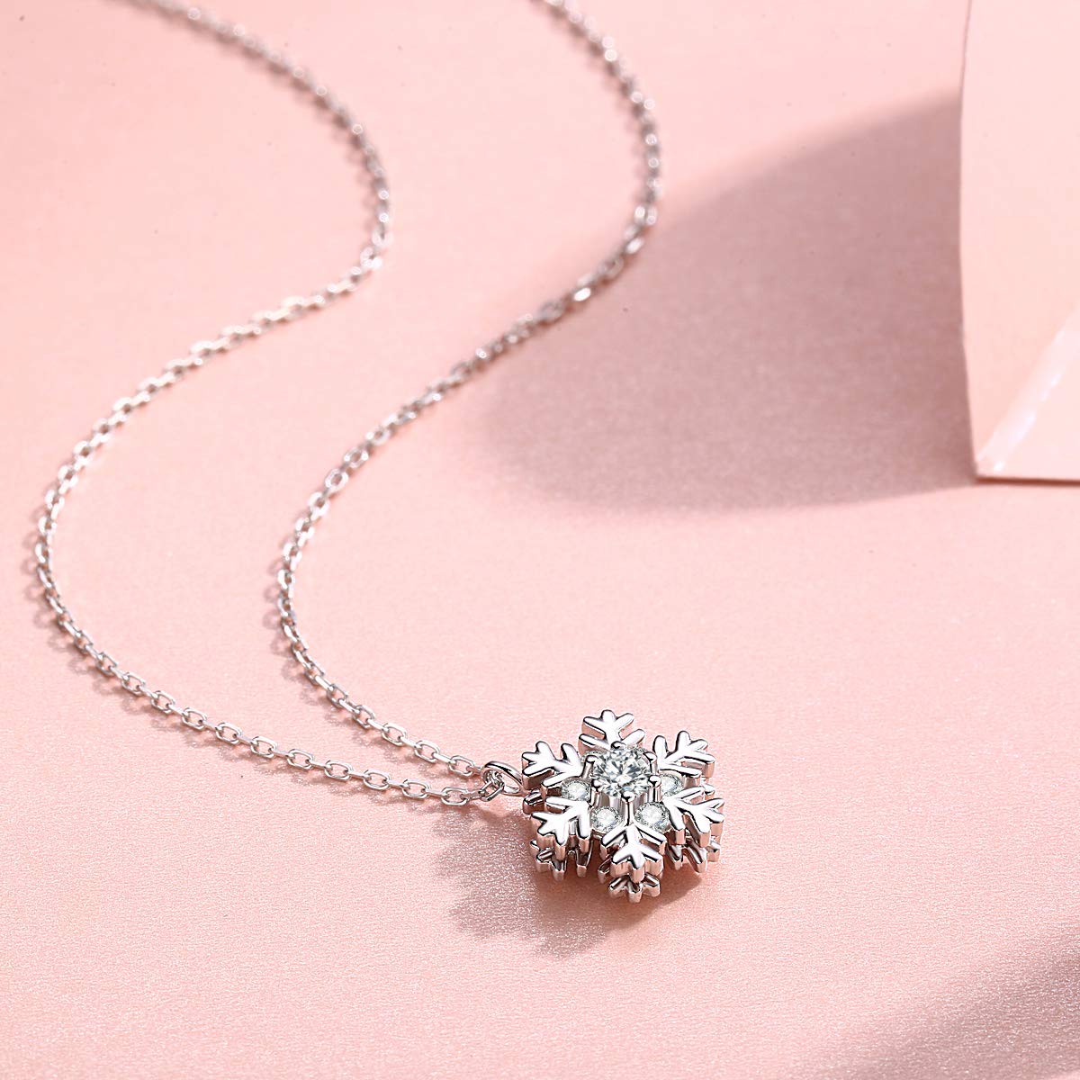 Veecans Women Necklace 360 Rotation Snowflake Pendant Made With