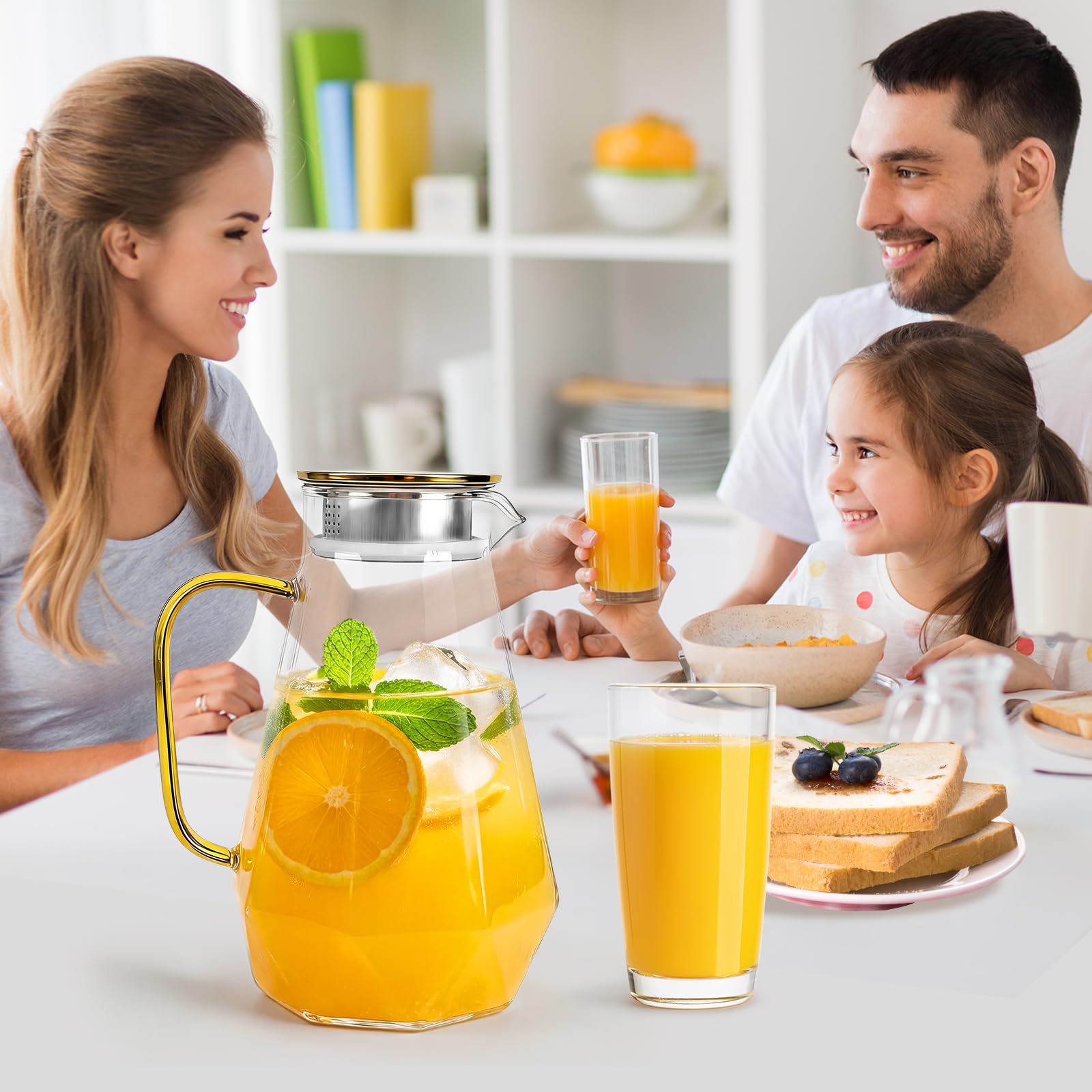 Jarra de cristal de 2 litros con asa y tapa de acero inoxidable dorada, jarra de cristal para agua, zumo, leche, café, té, lavavajillas