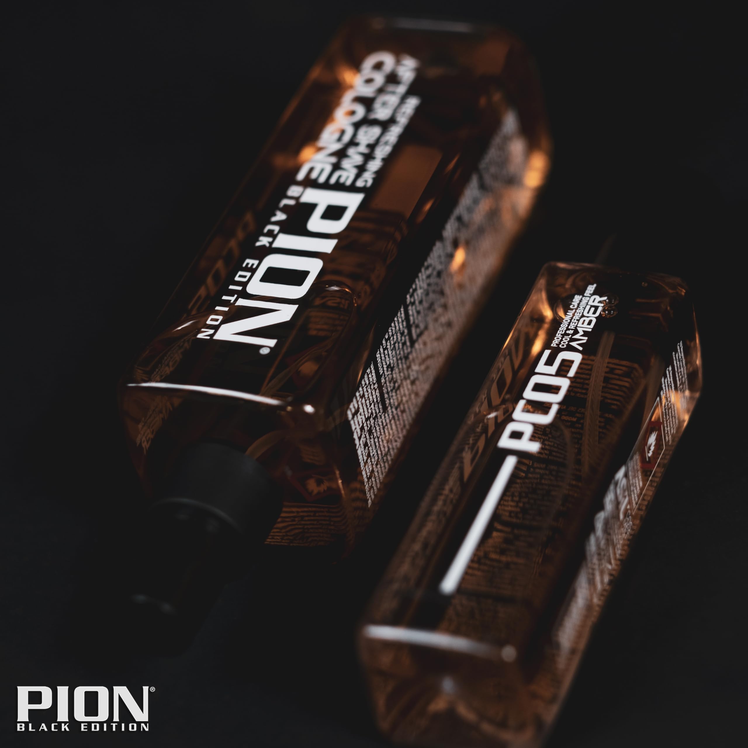 Pion PC05 Amber After Shave Cologne 100 ml – orzeźwiająca woda kolońska dla mężczyzn – kojąca pielęgnacja skóry dla mężczyzn – Black Edition Barber