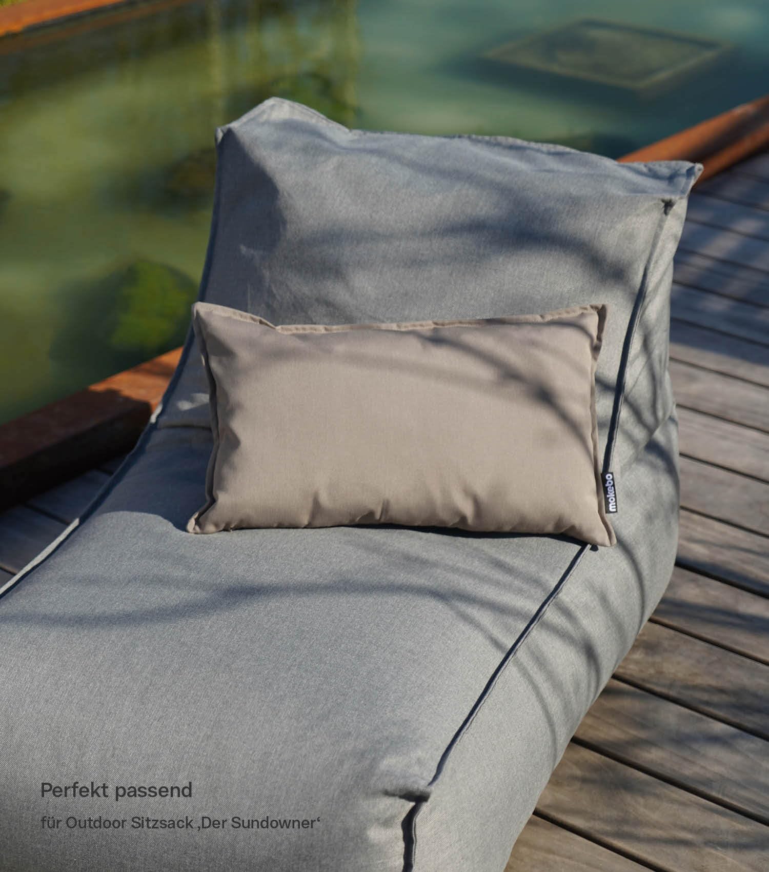mokebo® Outdoor Kissen 'Das Ruhepolster' 2er-Set, (50x30cm) Terrassendeko, Sofakissen oder Kissen für Balkon, Terasse oder Garten, Dekokissen Bezug aus feinem Outdoorstoff in Taupe