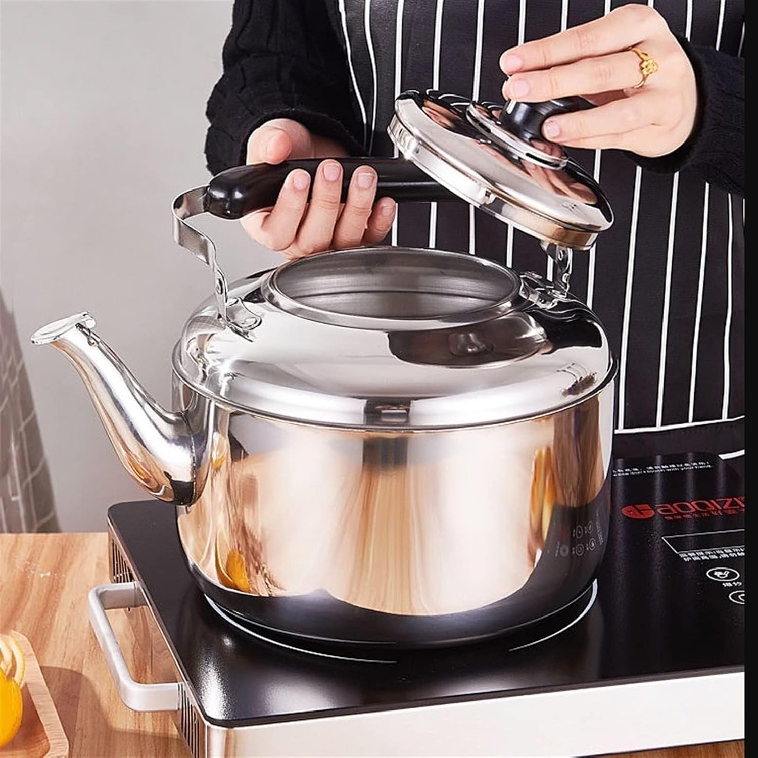 304 Stainless Steel Whistling Tea Kettle - Fast Heating Teapot for All Stovetops with Loud Whistle(5l)