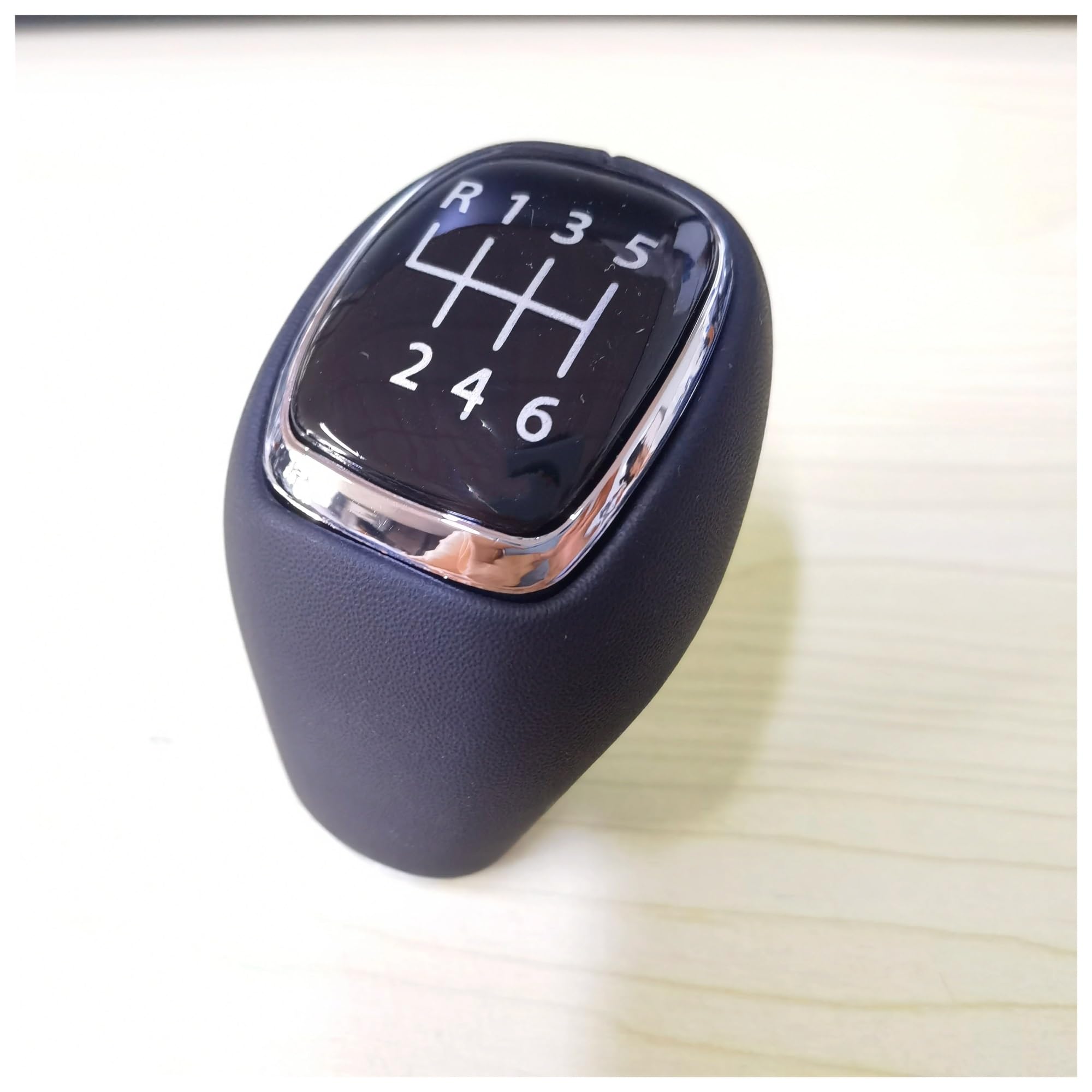 Ghqfrop 6 Speed Chrome Transmission Gear Shift Knob For Hyundai For Tucson Tl I30 I20 For Getz For Venue For Elantra Ad For Accent For Verna 43711-F2300try 6-Speed Gear Shift Knob Car Gear Stick Knob(6 Speed Chrome)