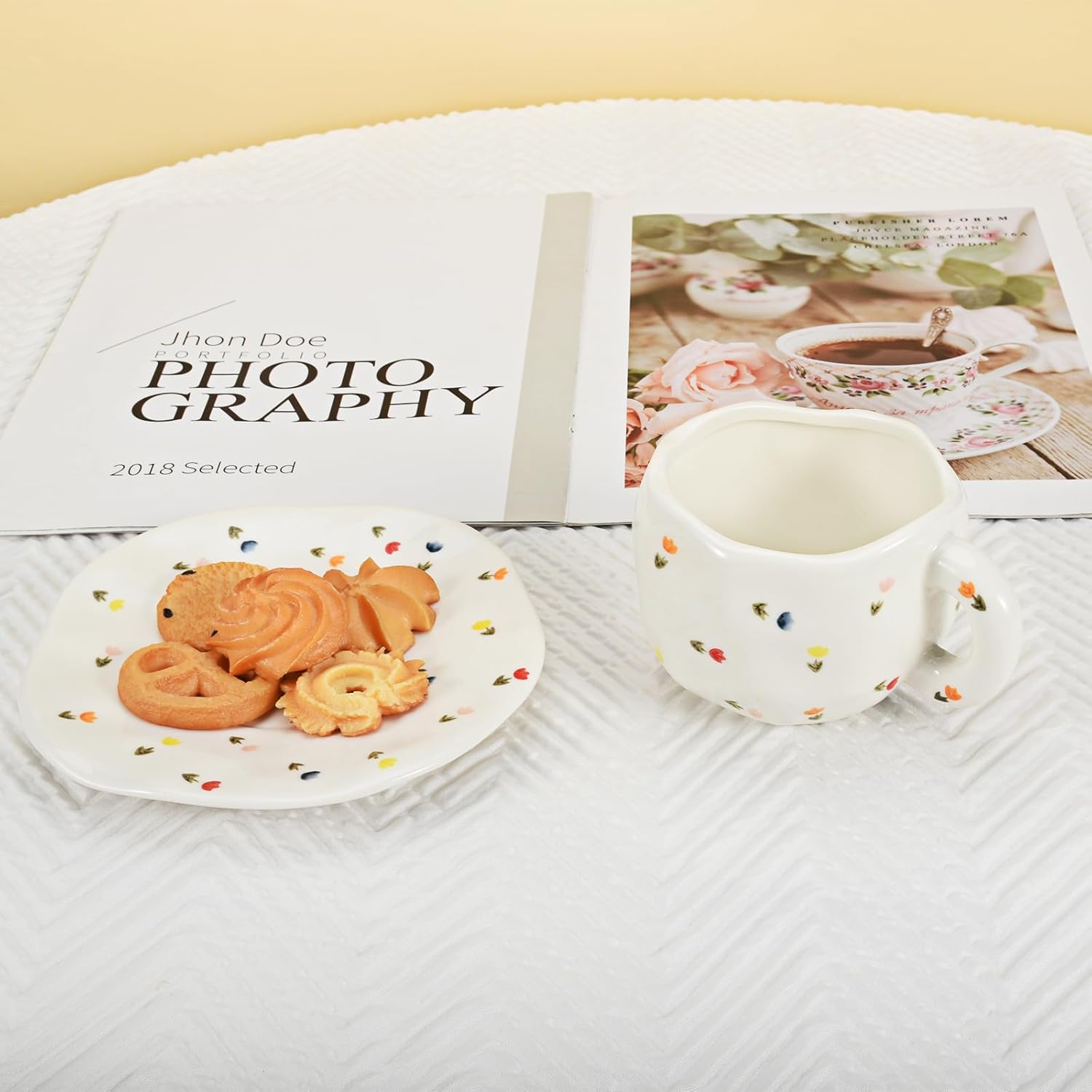 Koythin Ceramic Coffee Mug, Cute Pink Cup for Women with Saucer for Office and Home, Dishwasher and Microwave Safe, 10 oz/300 ml for Latte Tea Milk (Colorful Tulips) - Image 3