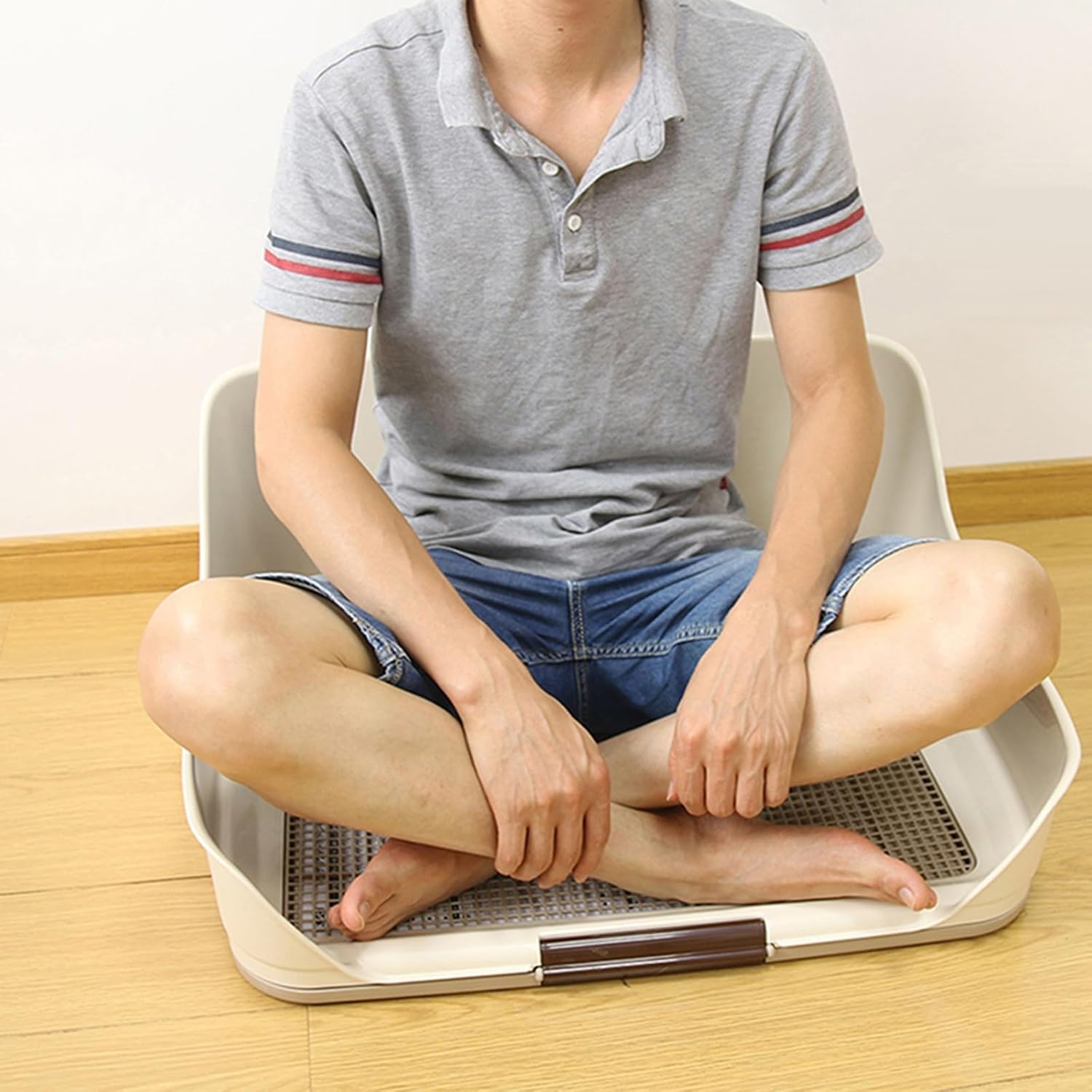 High Walled Training Dog Toilet Removable Pet Potty Can Be Fixed for Use with Pee Pads Non-slip Bottom for Stability Pet Peeing Seat Potty Easy to Clean for Indoor and Outdoor Use(Beige,66.5x54x29cm)