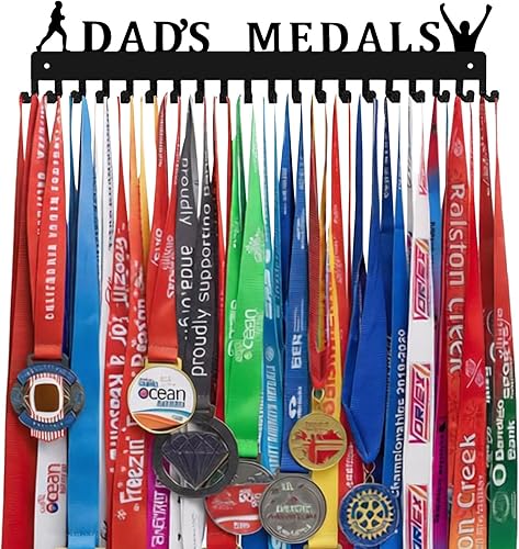 Soporte para medallas – She Believed She Could She Did – Soporte personalizado para medallas para corredor de carreras deportivas, placa de metal de