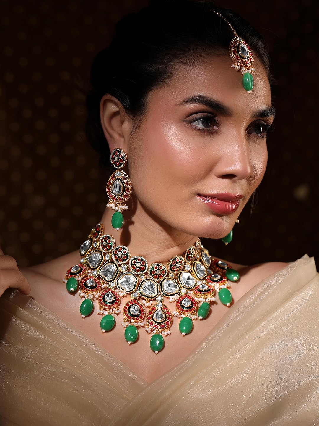 Rubans Kundan placcato oro & rubino, pietra verde tempestata e perline collana da sposa set