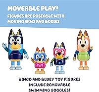 Vista 4 de Bluey Toys - Paquete de 4 figuras exclusivas de Chilli, Bingo, Bandit Beach de 2.5-3 pulgadas, figuras posables con bolsa, juguete de playa al aire