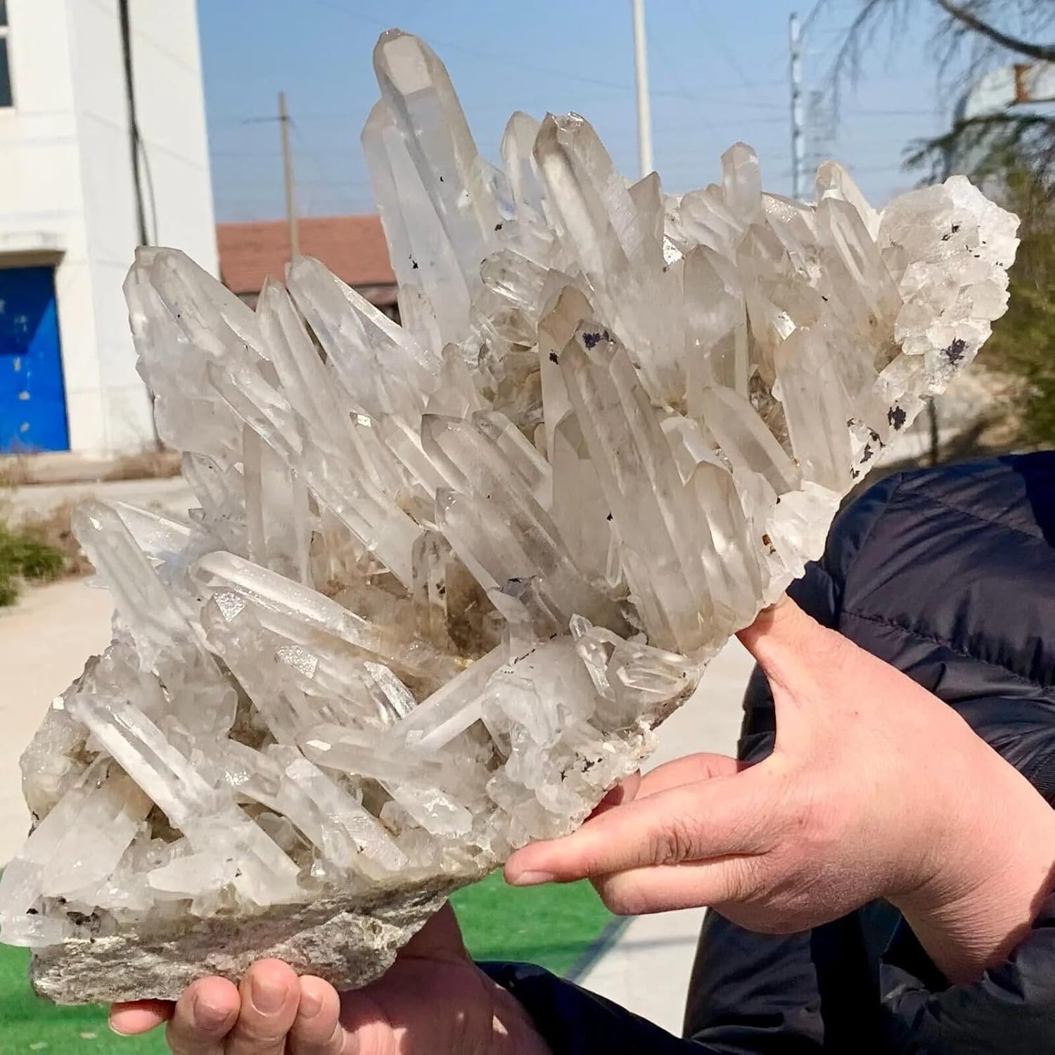 Stone White Quartz Clusters,White Crystal Clusters, Stones, Home Office Decor(Size:300-400g)