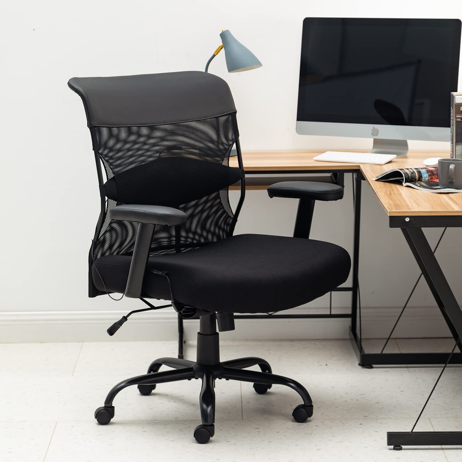 Sedia da ufficio grande e alta da 226,8 kg, ergonomica, resistente, girevole, con supporto lombare regolabile, seduta extra larga con braccioli regolabili, colore nero