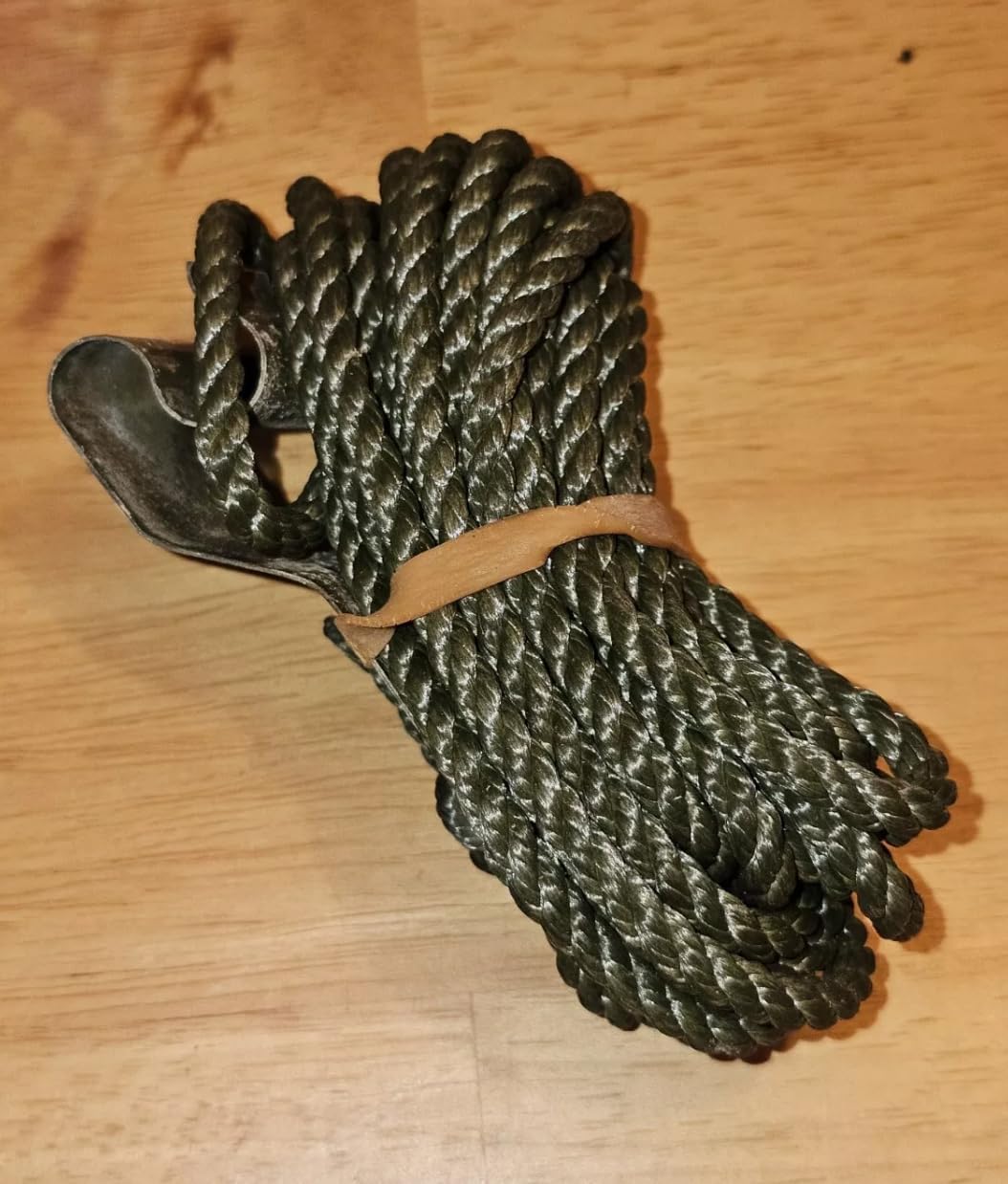 Federal Military Parts- Antenna Tie Down Kit # 86-C-1053 (Rope + “S Clip), for Military Vehicles, Compatible with Humvee