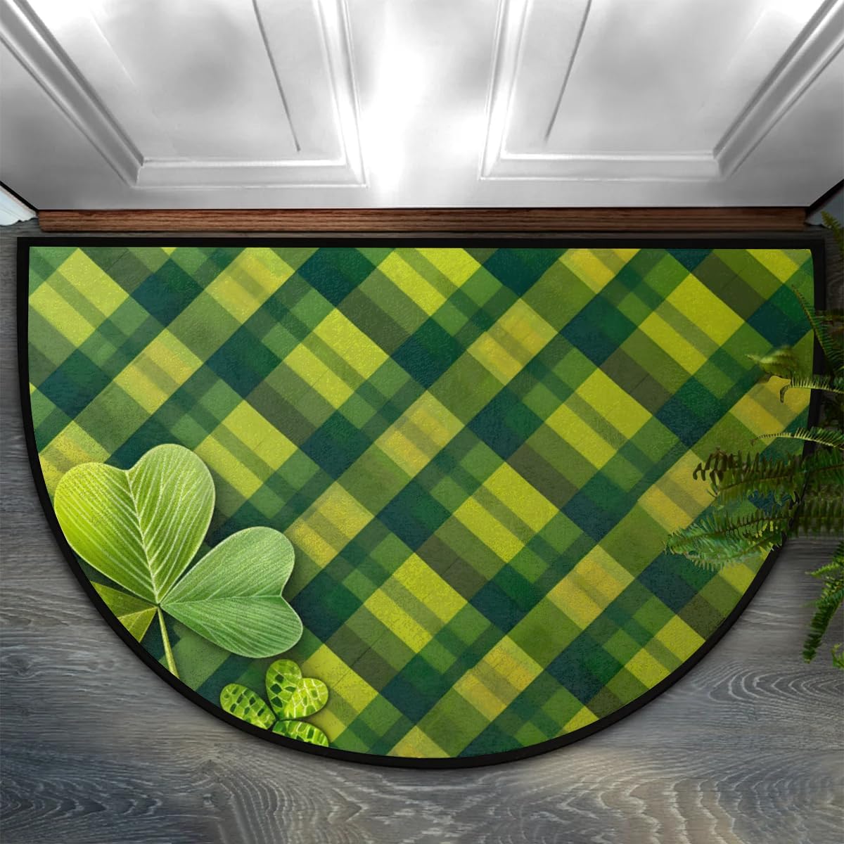 Half Round Door Mat Shamrock Buffalo Plaid St. Patrick's Day Non-Slip Semi Circle Area Rug Washable Semi Circle Floor Rug for Indoor Outdoor Living Room Bathroom Kitchen Patio Hearth Rugs Decoration
