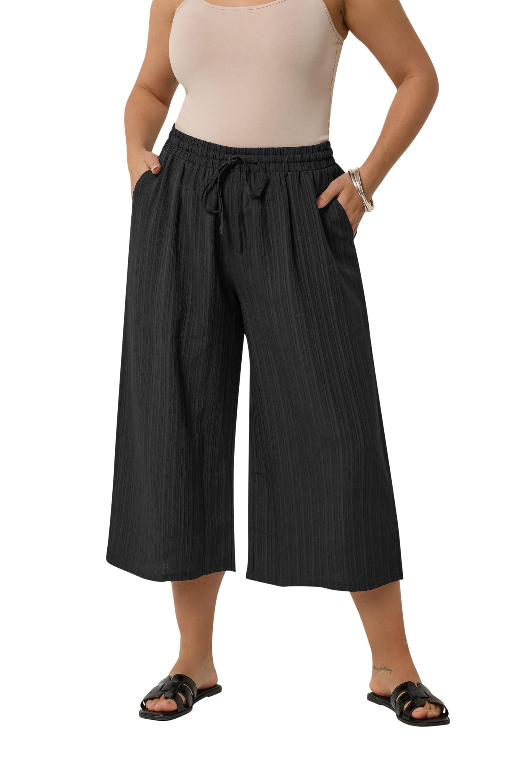 Yours Curve Textured Crop Trousers - Women's - Plus Size Curve Black