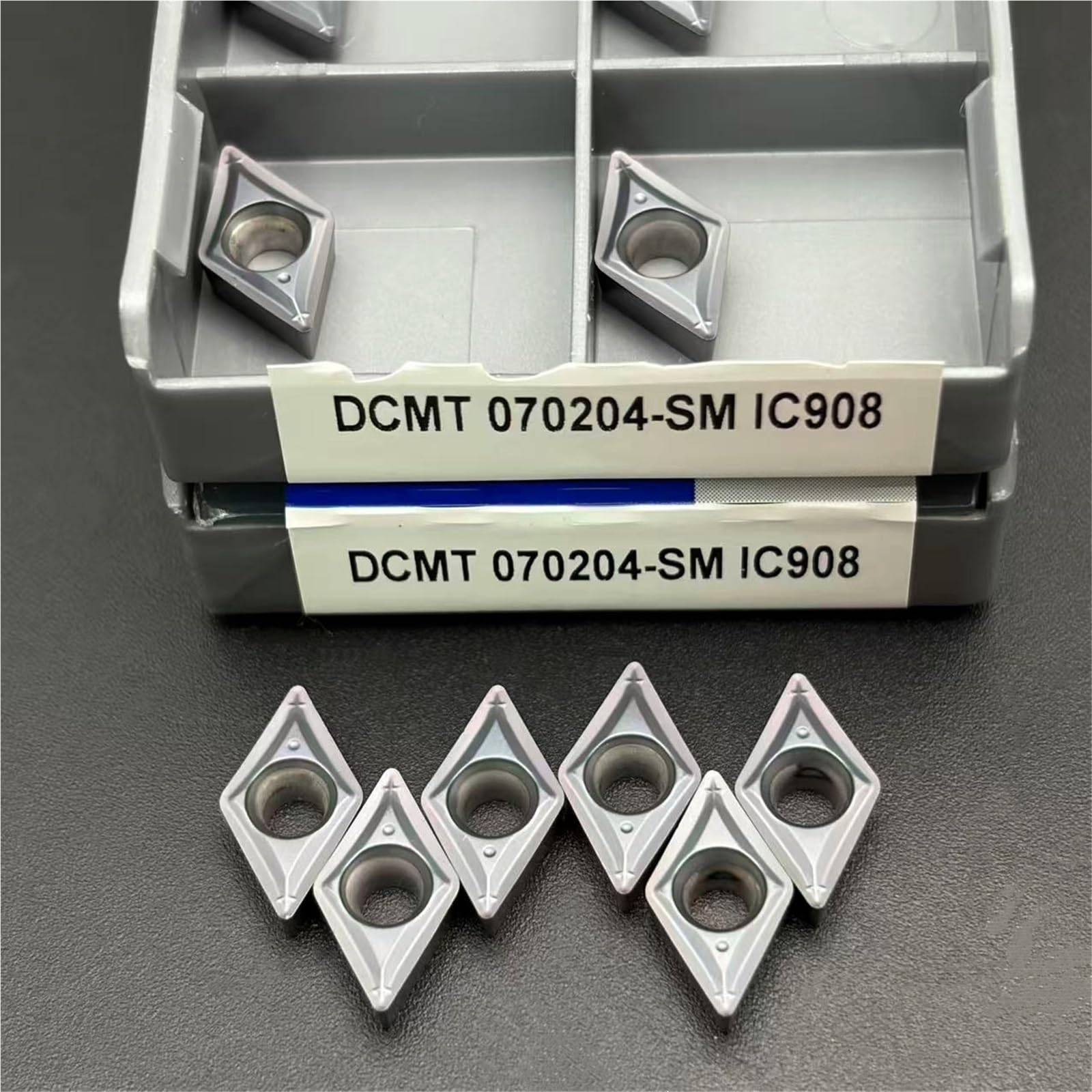 10 PZ PVD TiAlN Rivestito Inserti Per Tornitura Utensile Per Tornio Per Lavorazioni Meccaniche In Lega Di Acciaio(DCMT070204 SM IC908)