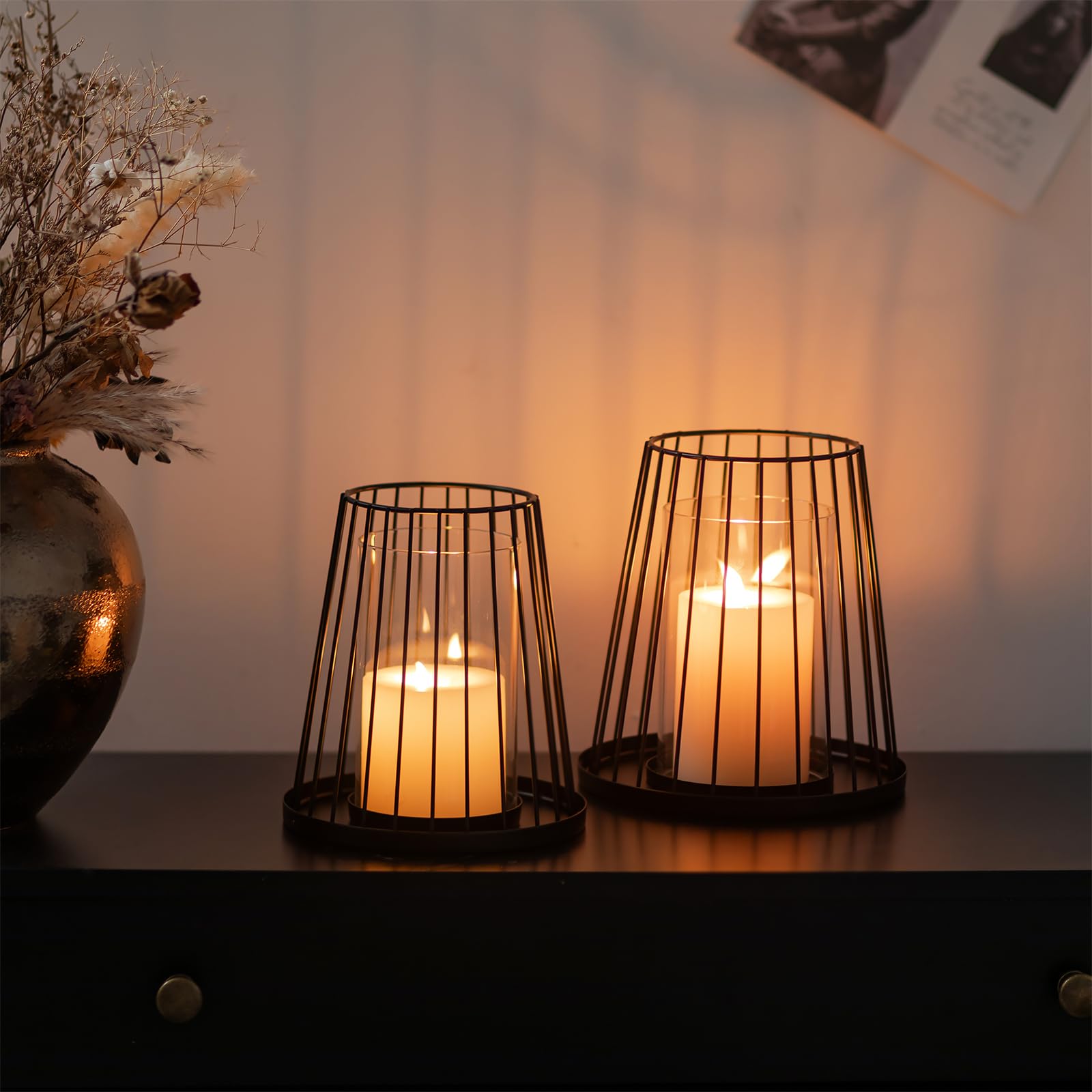 Sziqiqi Portacandele a Colonna Nero Decorazione: Moderni Portacandele da Esterno per Soggiorno Decorazione Tavolo - Set di 2 Porta Candele in Metallo Filo di Ferro per Balcone Camera da Letto Natale