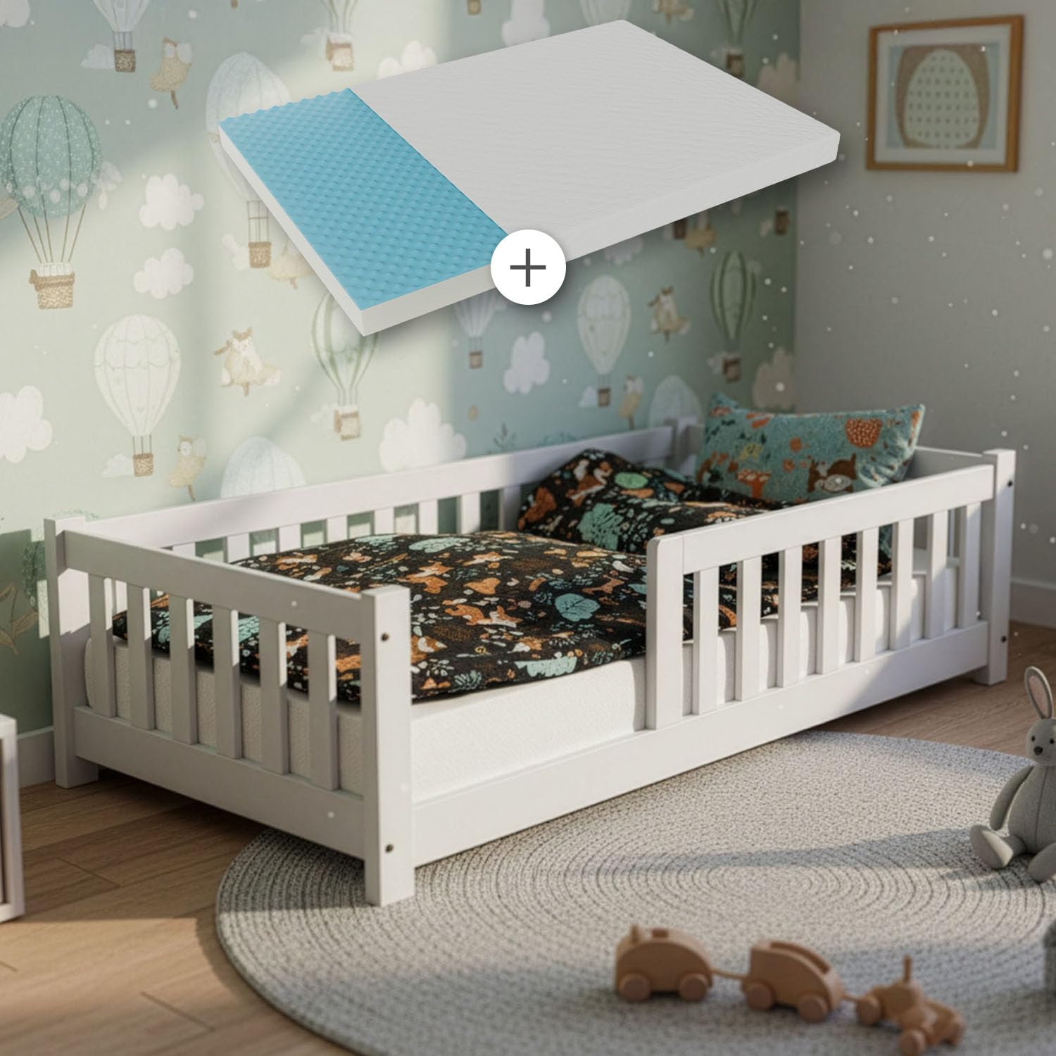 Juskys Kinderbett Naya - 90x200 cm Bett mit Matratze, Rausfallschutz & Lattenrost - Holz Bodenbett für Kinder 3-10 Jahre - Bettgestell Weiß