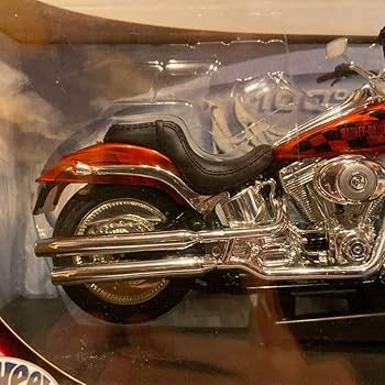 ミニカー HARLEY-DAVIDSON 2004 SOFTAIL DEUCE 1/10 ミニカー HARLEY-DAVIDSON 2004 SOFTAIL DEUCE 1/10 Miniature