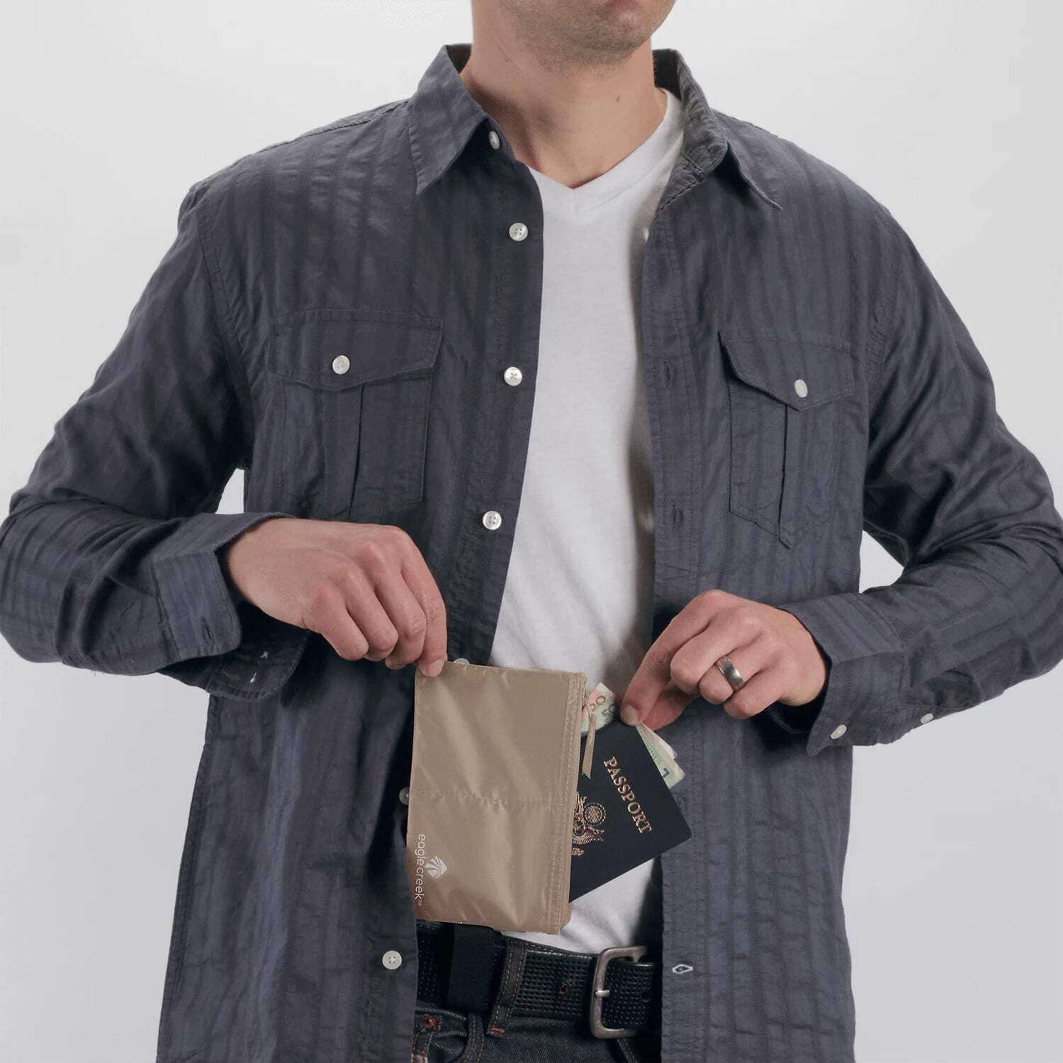 Eagle Creek Undercover Hidden Pocket, Khaki - Image 6