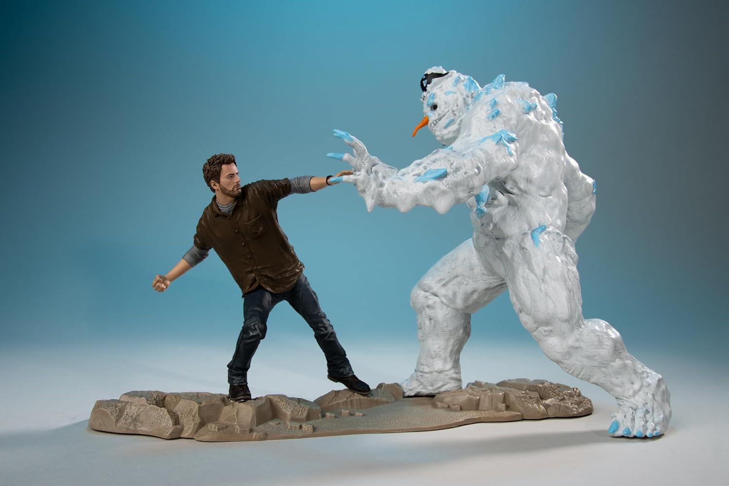 McFarlane Toys - Red One Jack O'Malley vs Snowman 6in Posed Figure 2pk