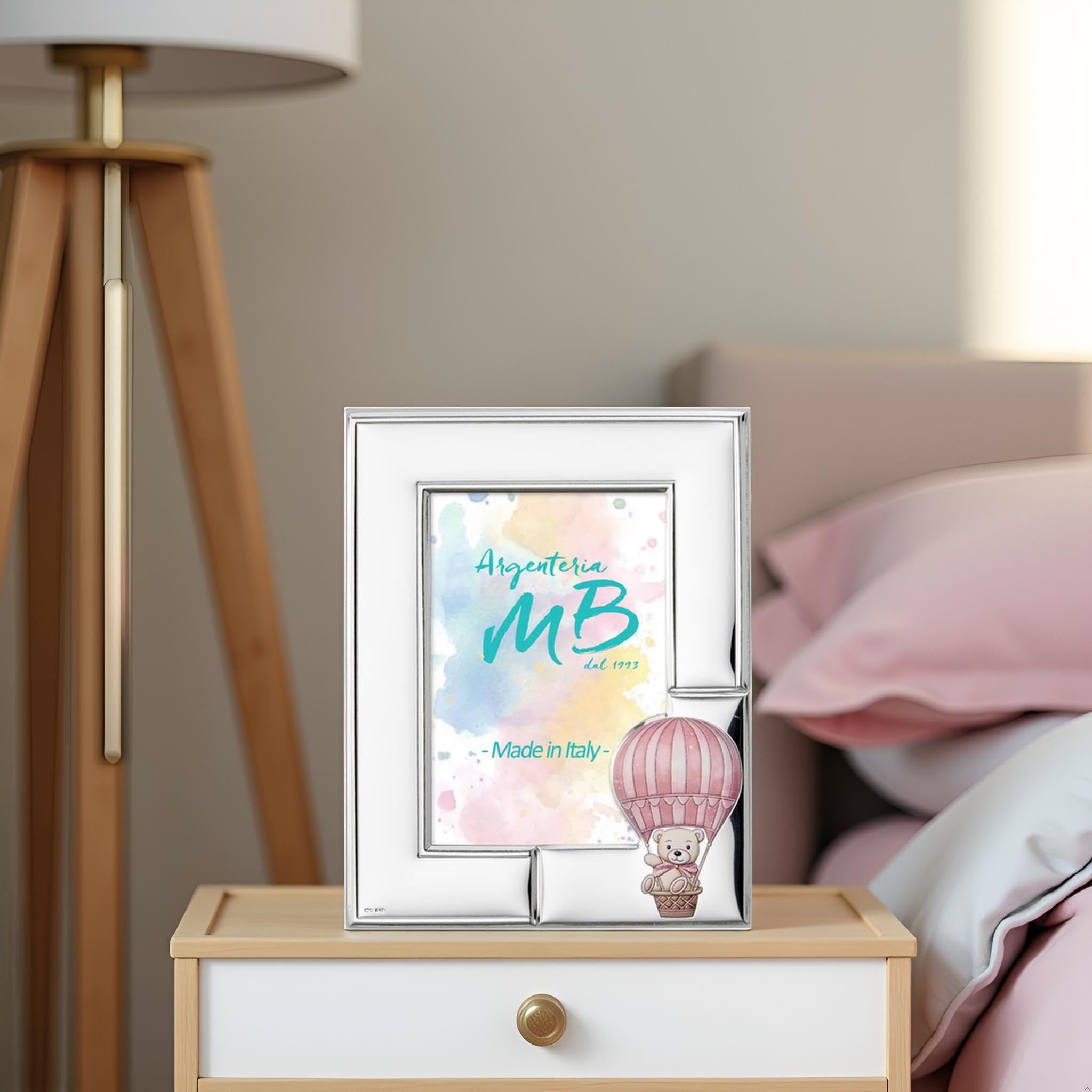 Argenteria MB Portafoto per la Nascita di un Bambino o di una Bambina con Orsetto su una Mongolfiera, Cornice Personalizzabile con Incisione del nome Nome del Neonato (Rosa, Foto 10x15 cm)