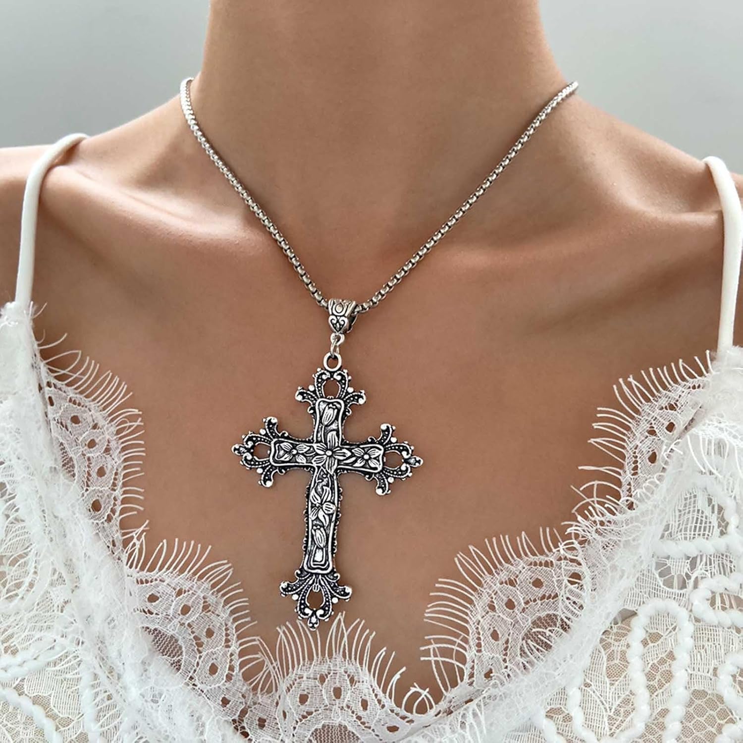 Gothic Kreuz Halskette Silber - Vintage Design Mit Blumen-Gravur