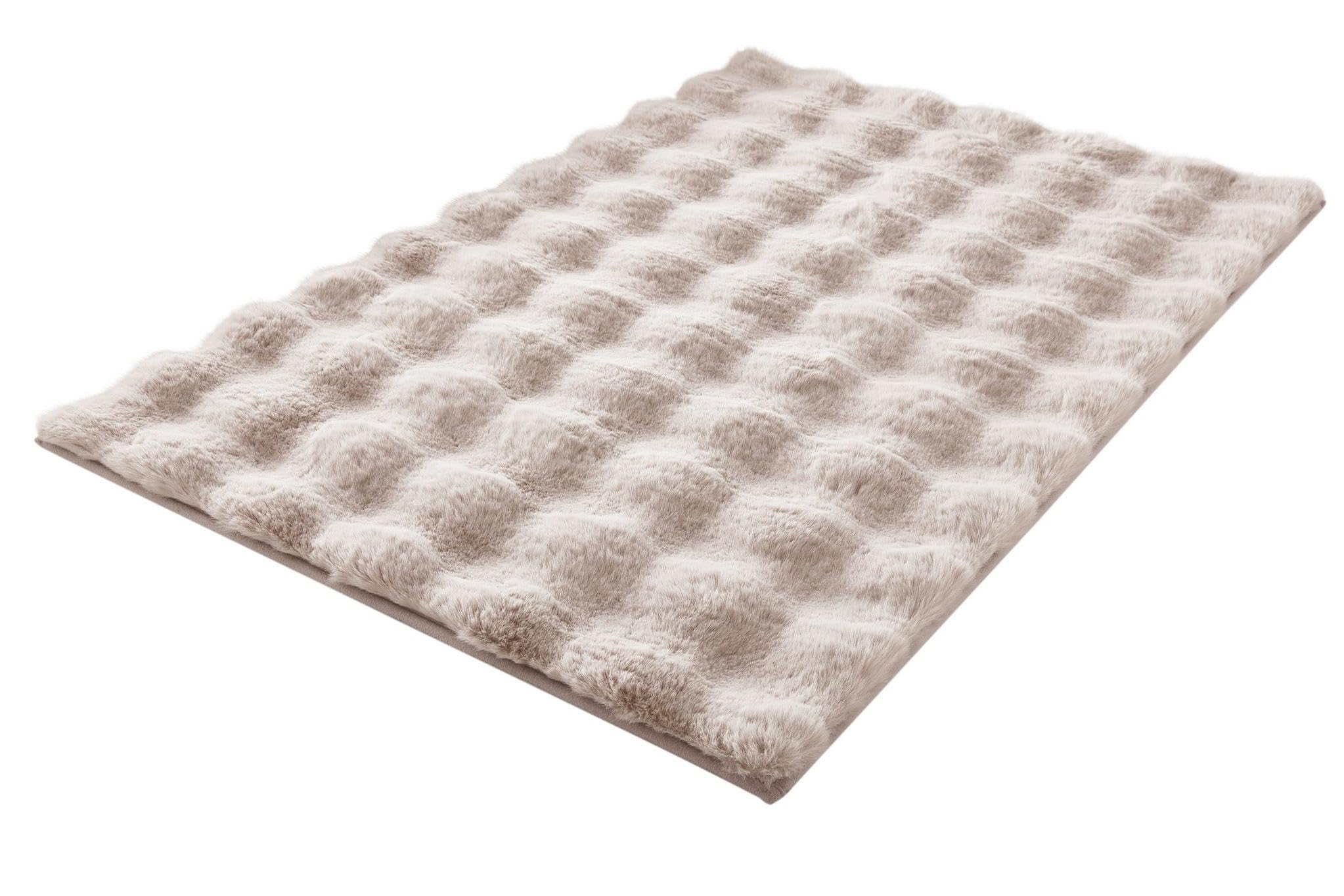 Kleine Wolke Badteppich Cloud Seidenfarben 70 x 120 cm | OEKO-TEX zertifiziert, rutschhemmende Unterseite, für Fußbodenheizung, maschinenwaschbar, 100% Polyester