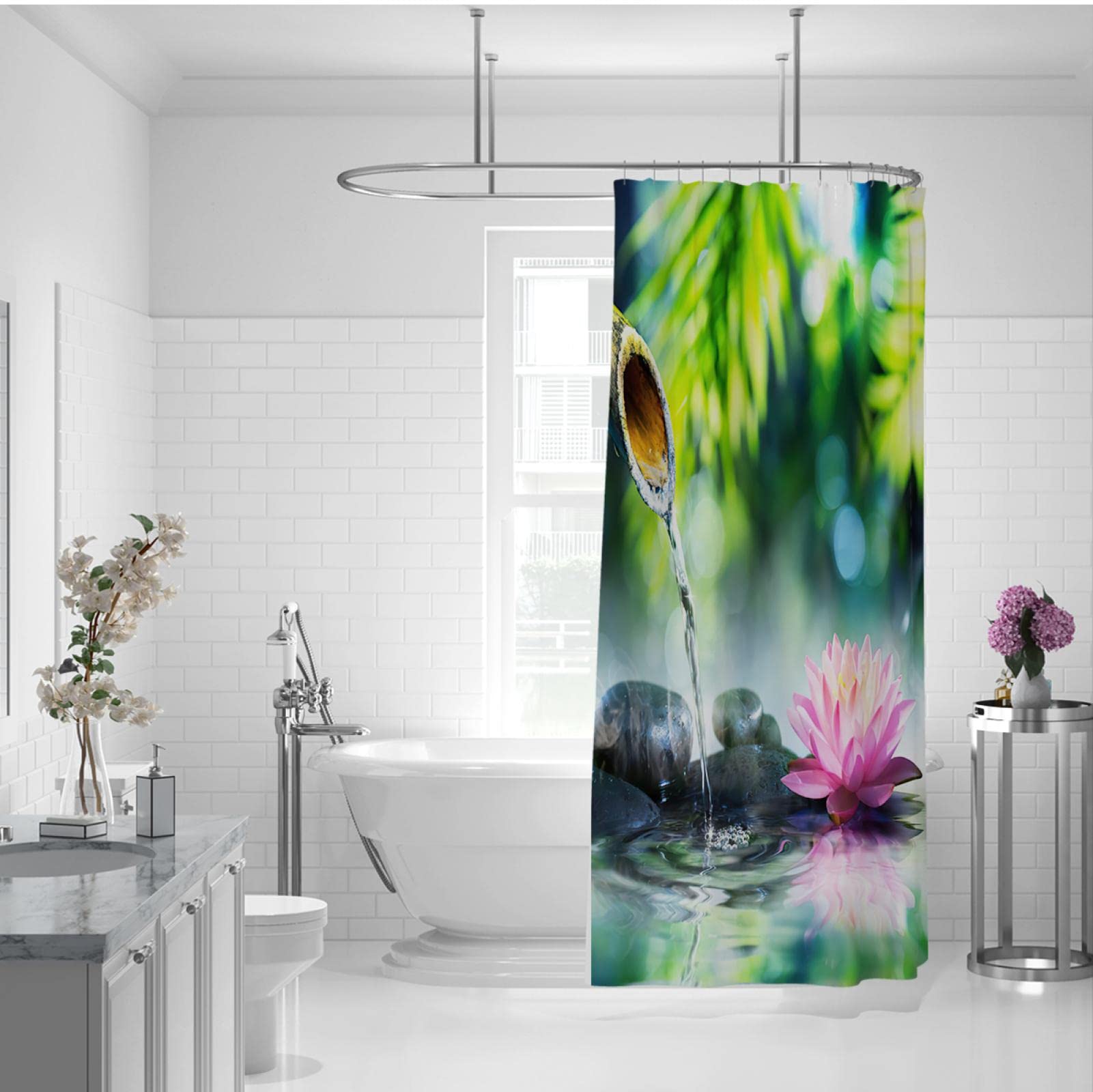 Tende da doccia con fiori di loto per l'arredo del bagno della