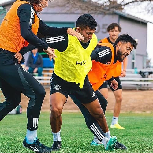 Miniatura 10 de FORZA Pinnies de entrenamiento de fútbolchalecos de ScrimmageBaberos deportivos  Paquetes de 5, 10 y 15  Tamaños que van desde niños hasta XXL