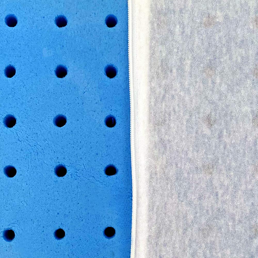 Comprarredo Coppia Cuscini saponetta Memory Polar gel forato traspirante, alti 16cm, 72x42cm, antiacaro con federa in cotone