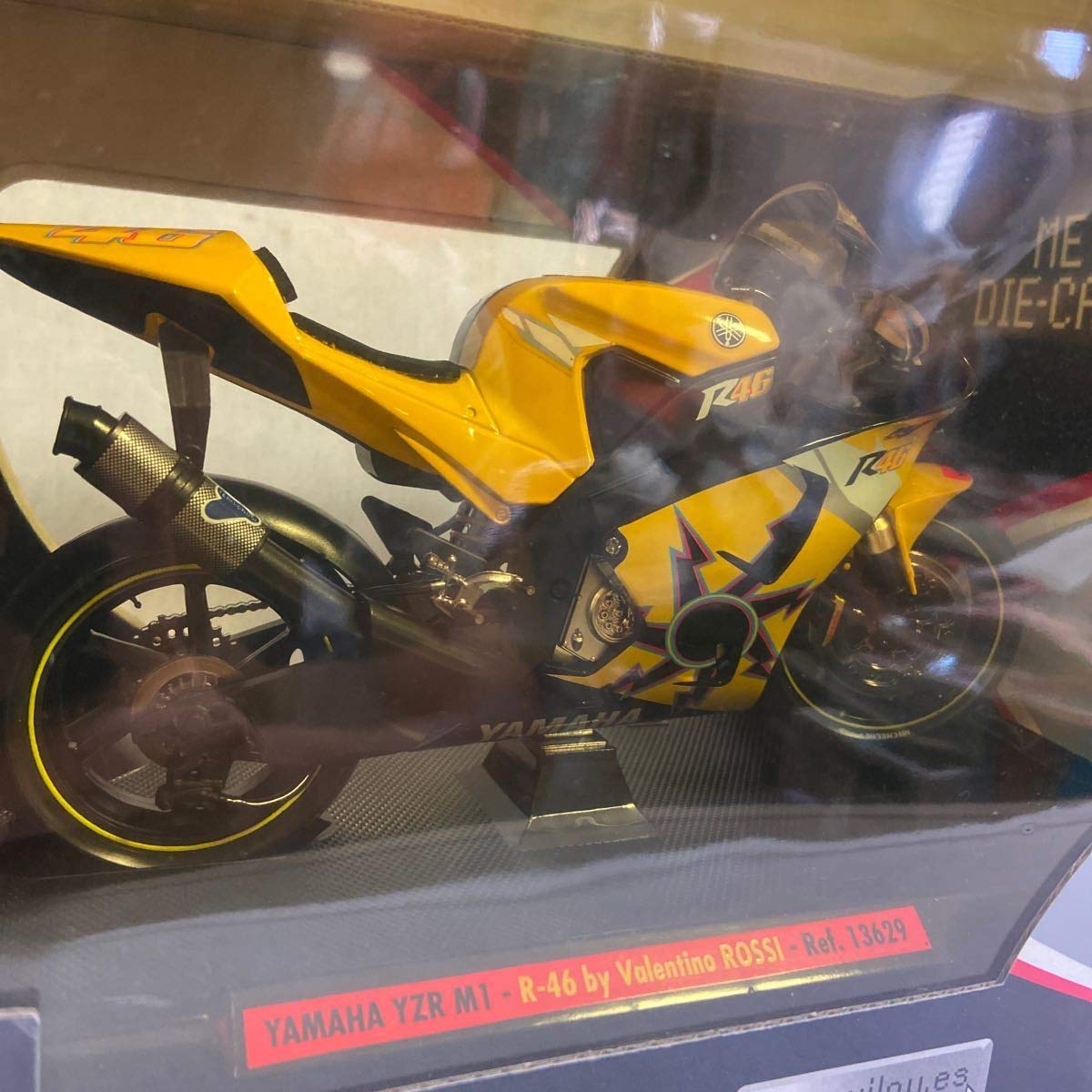 バレンティーノロッシバイクミニカー ミニチャンプス 1/10スケール バレンティーノ・ロッシ