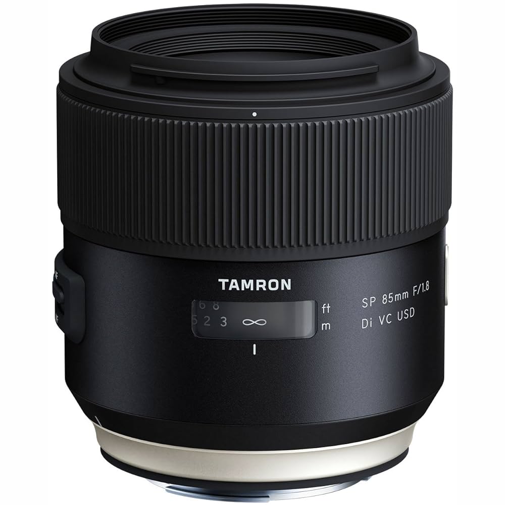 タムロン AFF016C700 SP 85mm F/1.8 Di VC USD Tamron AFF016C700 SP 85mm F/1.8 Di VC USD Lens (Black